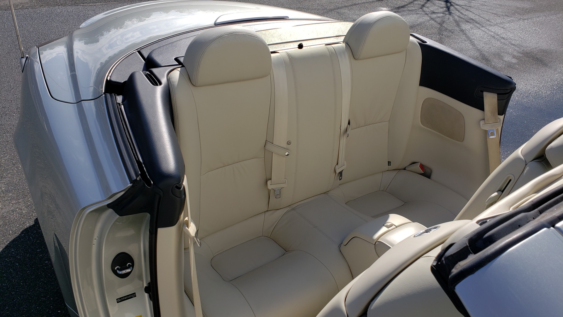 Used 2004 Lexus SC 430 CONVERTIBLE / 4.3L V8 / 5-SPD AUTO / MARK LEVINSON / 18IN WHEELS for sale Sold at Formula Imports in Charlotte NC 28227 61