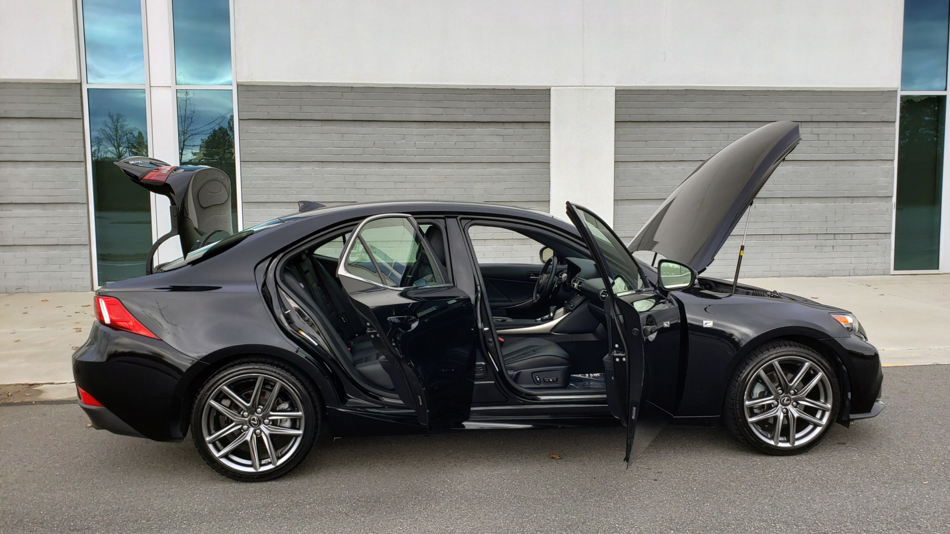Used 2015 Lexus IS 250 F-SPORT / BLIND SPOT MON / SUNROOF / REARVIEW for sale Sold at Formula Imports in Charlotte NC 28227 10