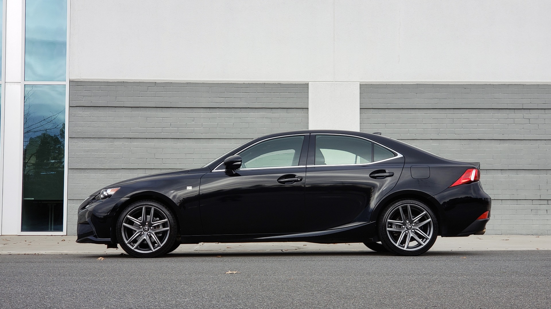Used 2015 Lexus IS 250 F-SPORT / BLIND SPOT MON / SUNROOF / REARVIEW for sale Sold at Formula Imports in Charlotte NC 28227 2