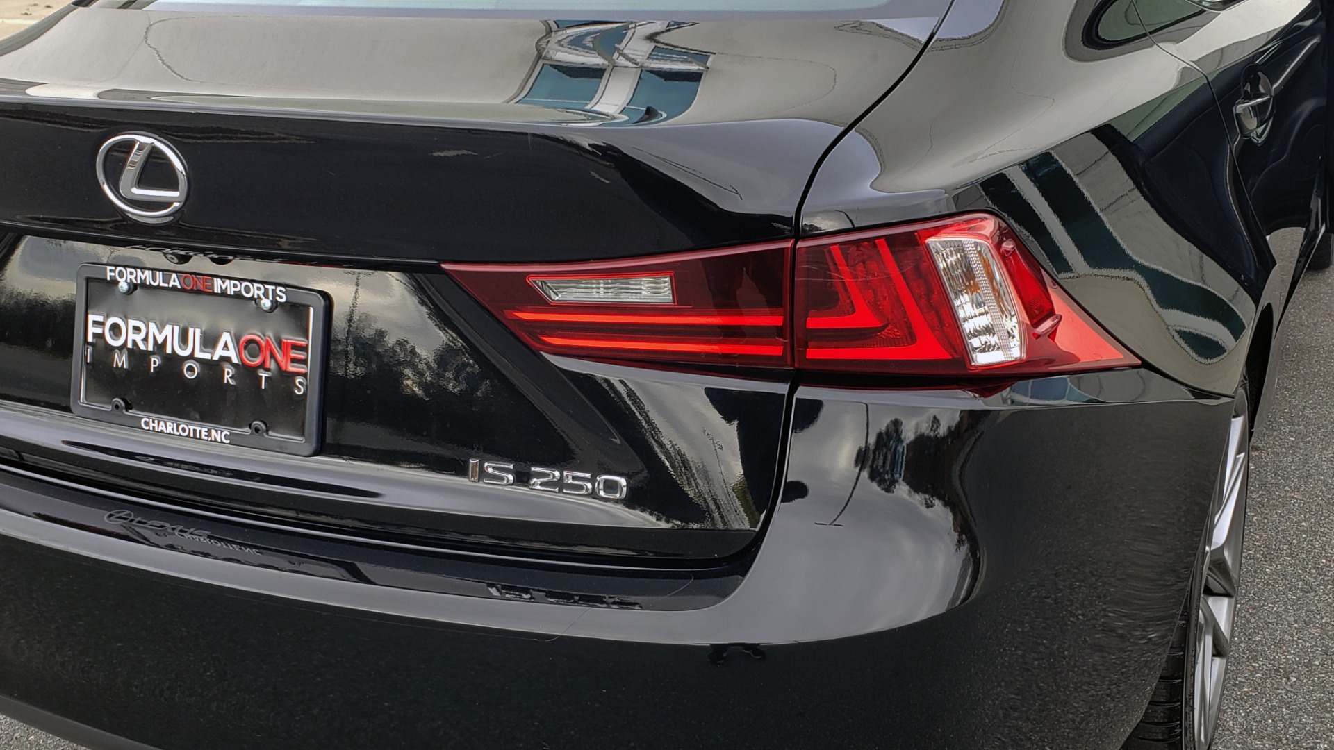 Used 2015 Lexus IS 250 F-SPORT / BLIND SPOT MON / SUNROOF / REARVIEW for sale Sold at Formula Imports in Charlotte NC 28227 27