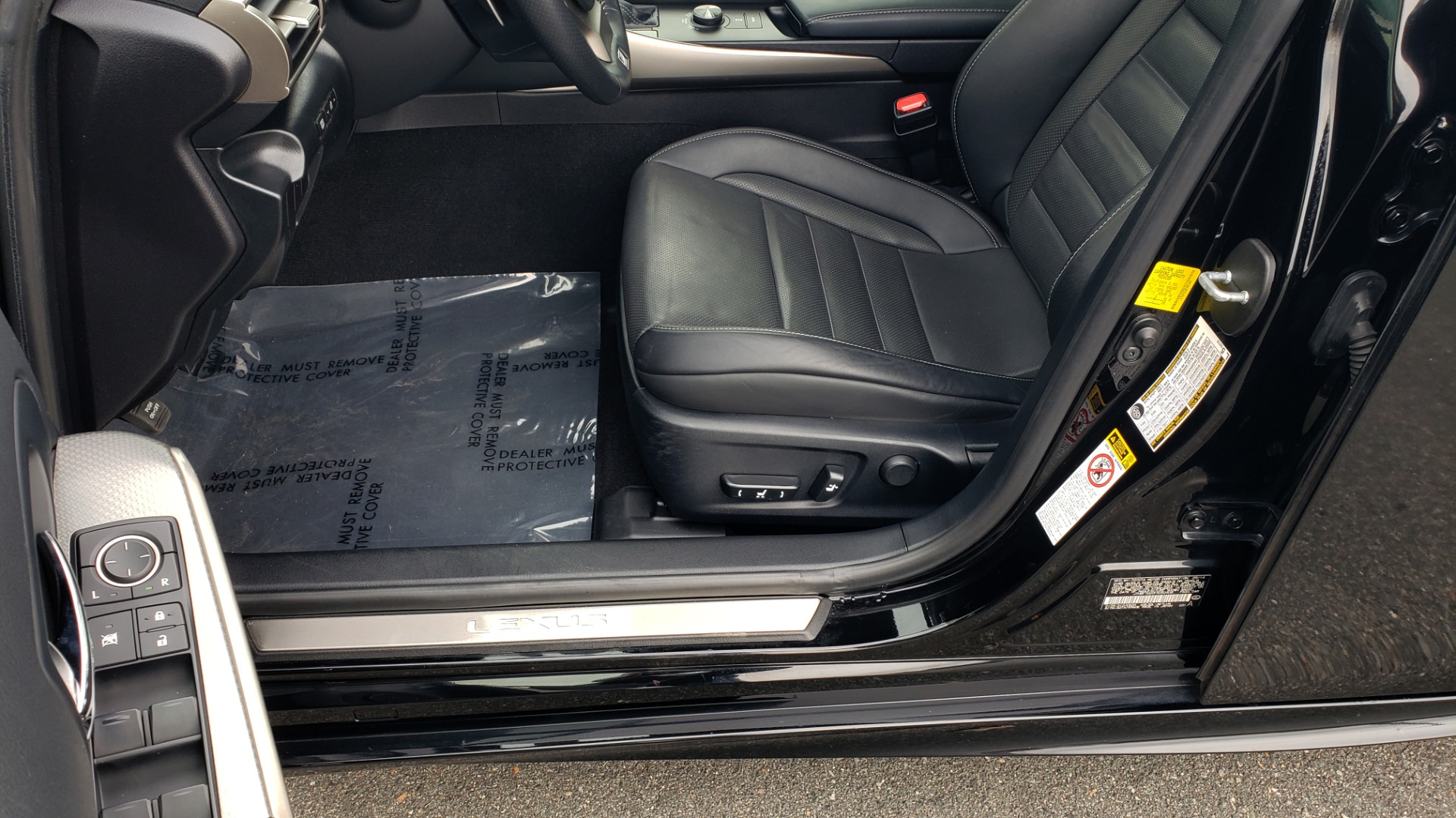 Used 2015 Lexus IS 250 F-SPORT / BLIND SPOT MON / SUNROOF / REARVIEW for sale Sold at Formula Imports in Charlotte NC 28227 31