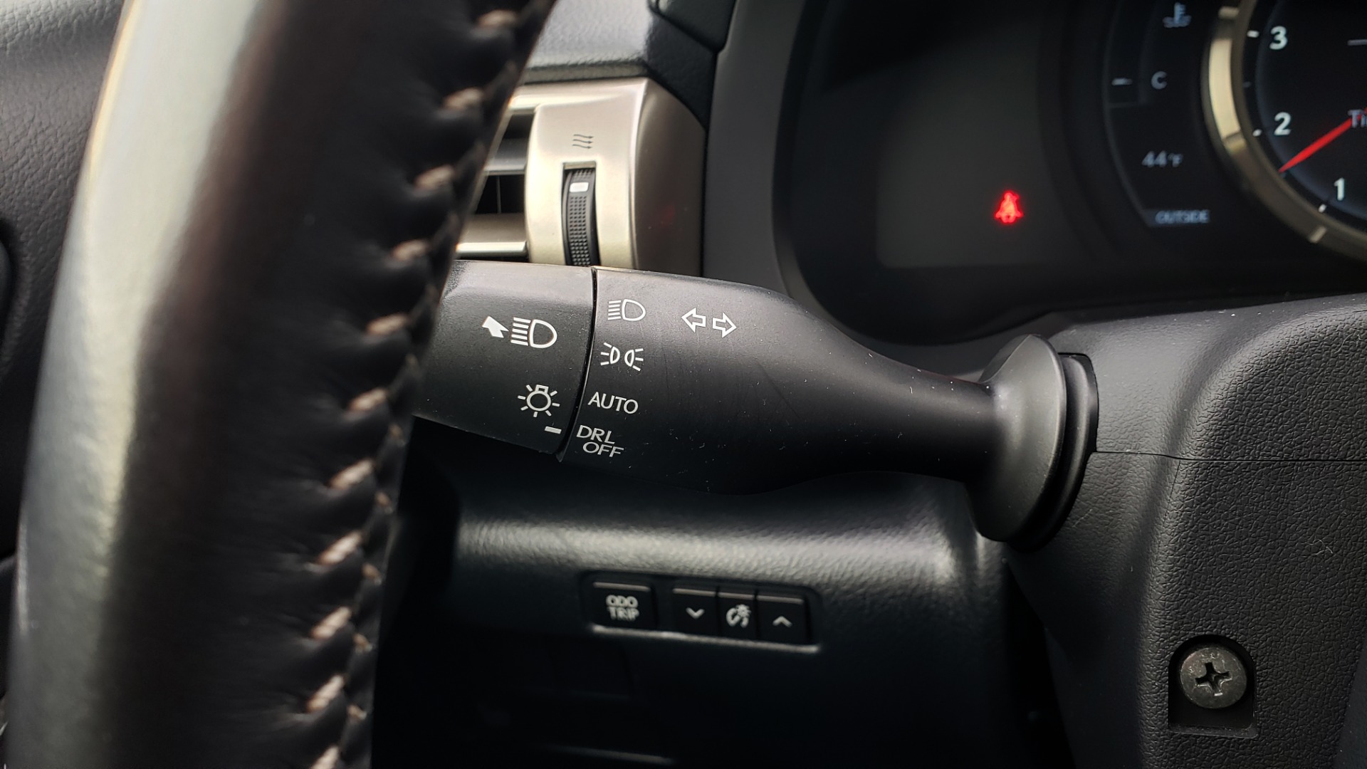 Used 2015 Lexus IS 250 F-SPORT / BLIND SPOT MON / SUNROOF / REARVIEW for sale Sold at Formula Imports in Charlotte NC 28227 39