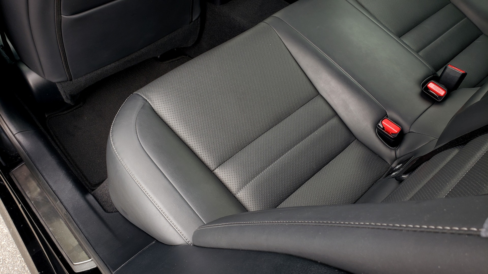 Used 2015 Lexus IS 250 F-SPORT / BLIND SPOT MON / SUNROOF / REARVIEW for sale Sold at Formula Imports in Charlotte NC 28227 60