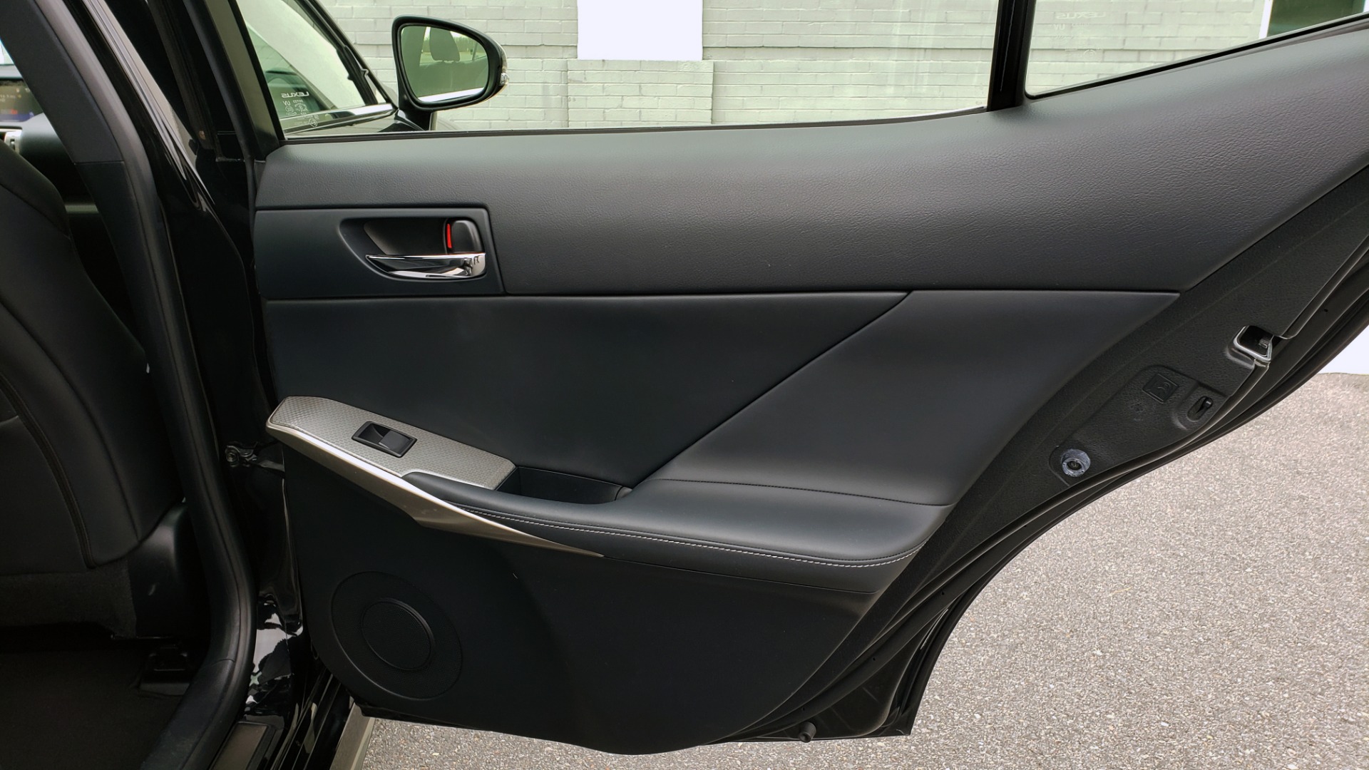 Used 2015 Lexus IS 250 F-SPORT / BLIND SPOT MON / SUNROOF / REARVIEW for sale Sold at Formula Imports in Charlotte NC 28227 68