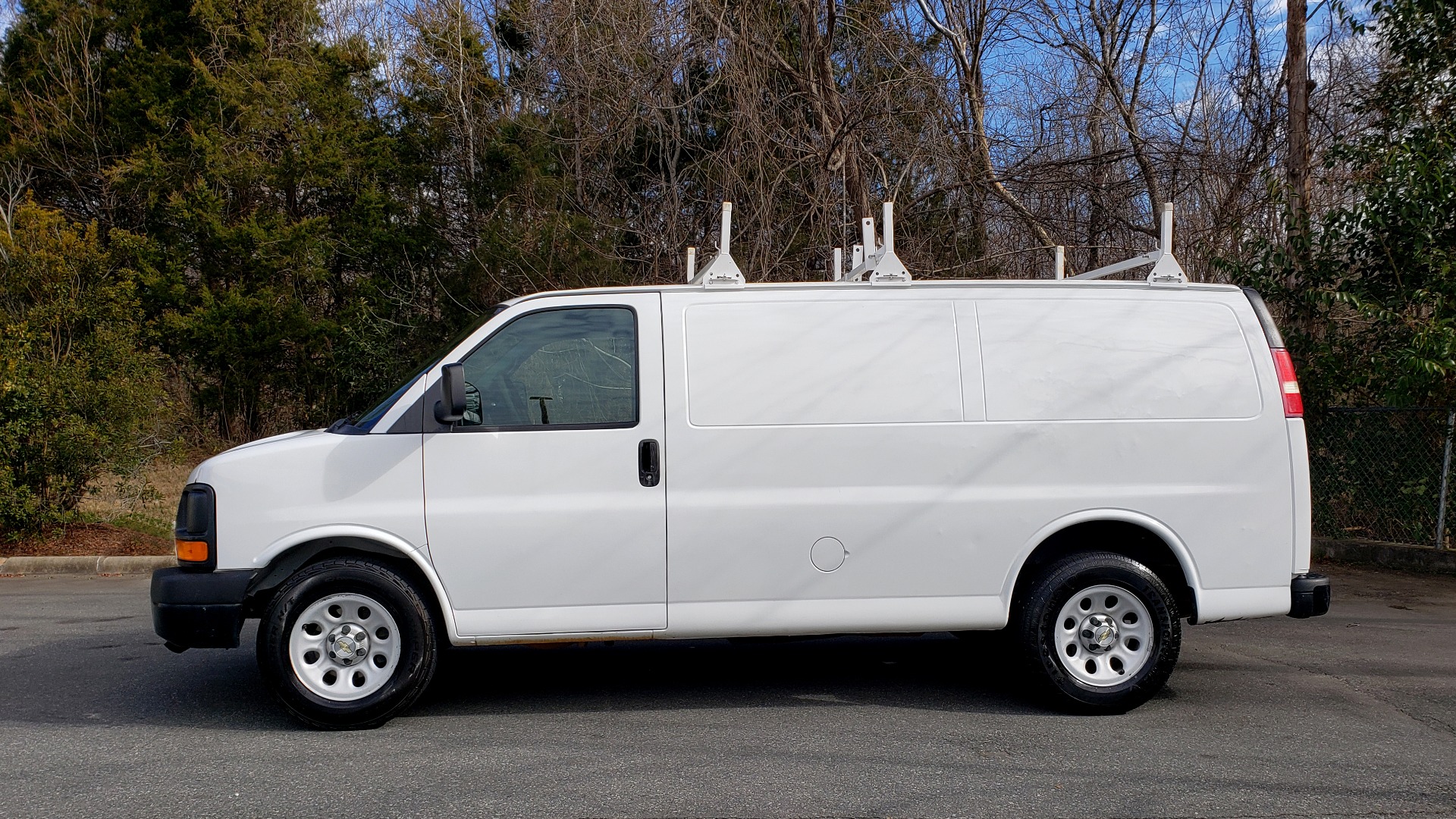 Used 2012 Chevrolet EXPRESS CARGO VAN 1500 / 135 WB / 4.3L V6 / 4-SPD AUTO / ROOF RACK for sale Sold at Formula Imports in Charlotte NC 28227 2