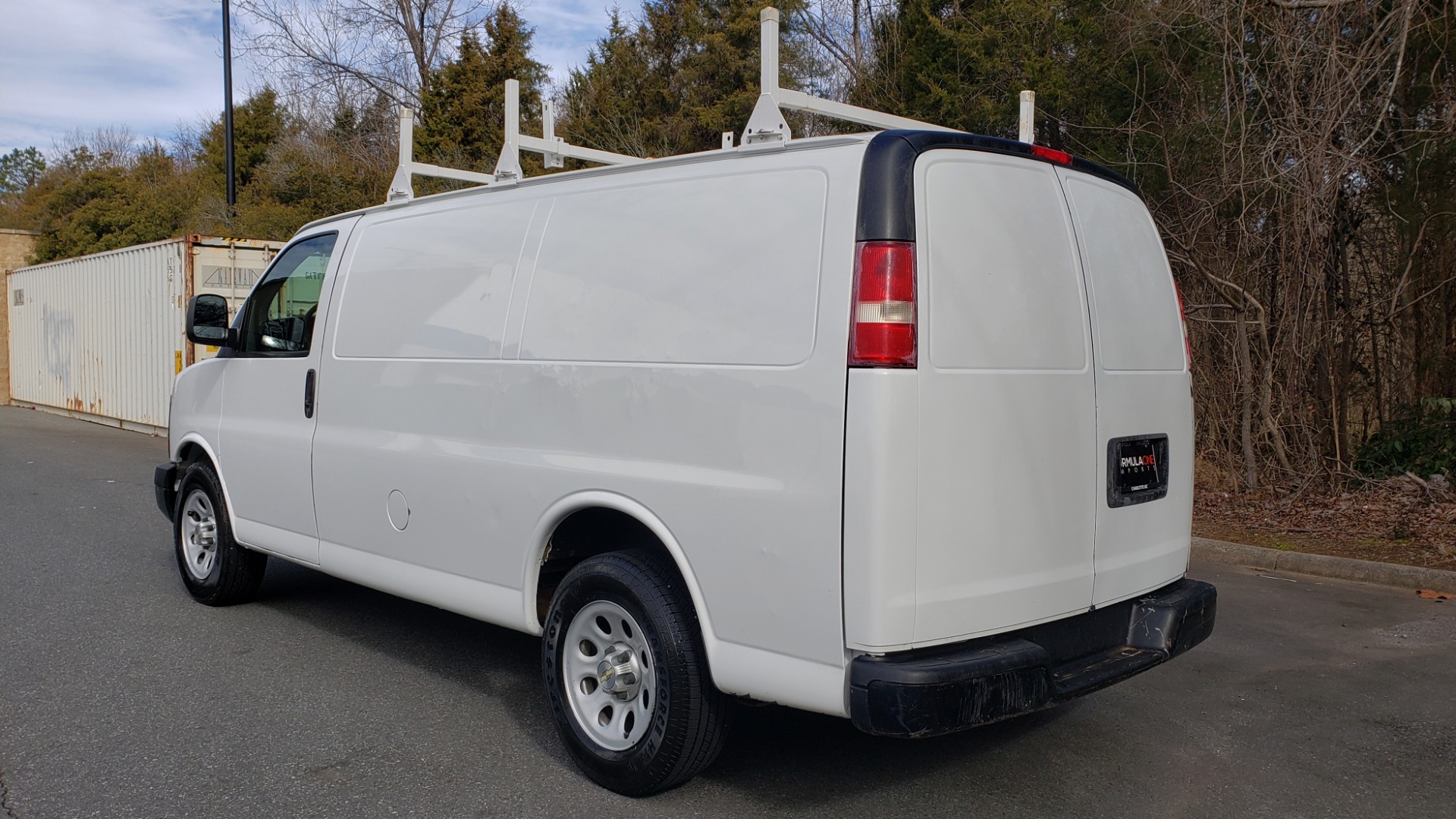 Used 2012 Chevrolet EXPRESS CARGO VAN 1500 / 135 WB / 4.3L V6 / 4-SPD AUTO / ROOF RACK for sale Sold at Formula Imports in Charlotte NC 28227 3
