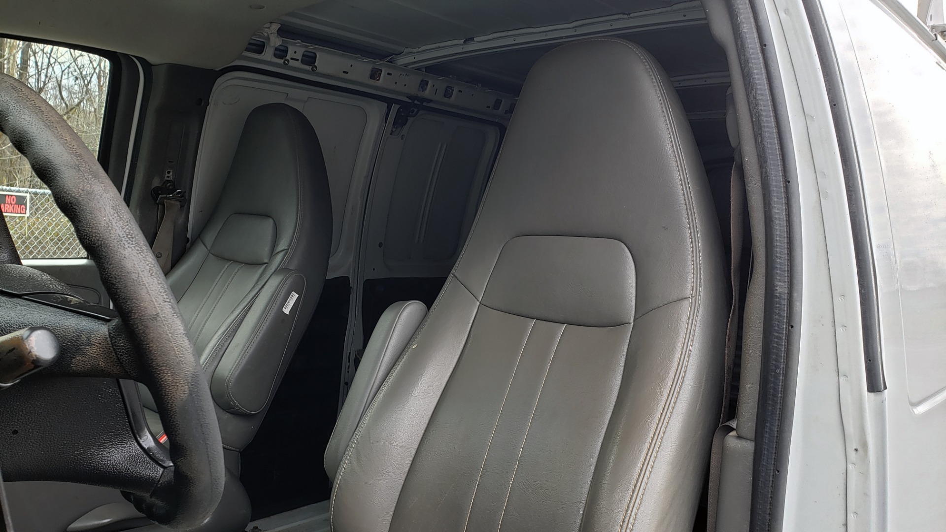 Used 2012 Chevrolet EXPRESS CARGO VAN 1500 / 135 WB / 4.3L V6 / 4-SPD AUTO / ROOF RACK for sale Sold at Formula Imports in Charlotte NC 28227 35