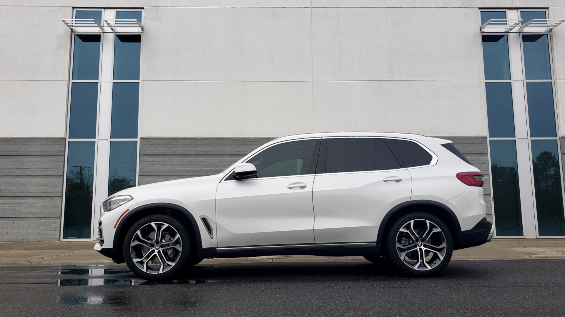 Used 2020 BMW X5 SDRIVE40I / CONV PKG / WIFI / NAV / PANO-ROOF / REARVIEW for sale Sold at Formula Imports in Charlotte NC 28227 2
