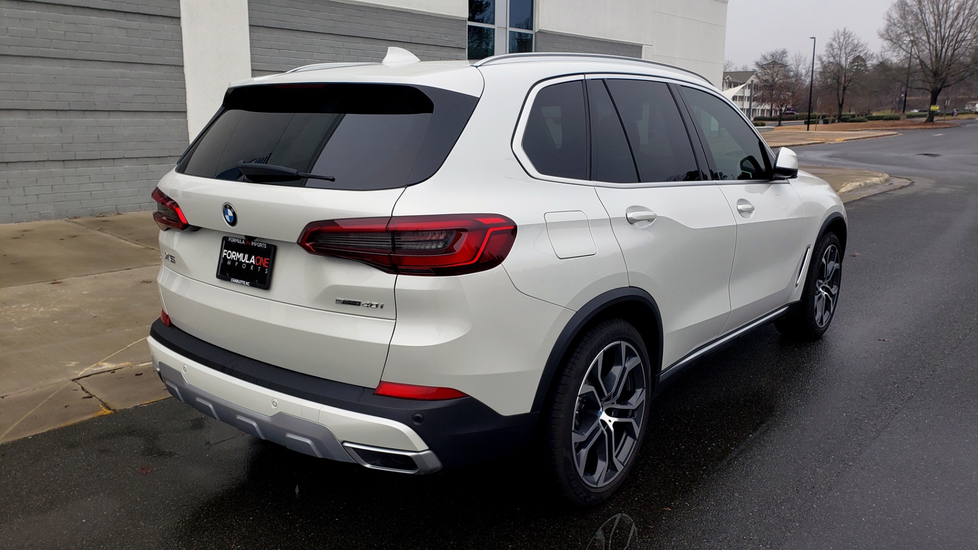Used 2020 BMW X5 SDRIVE40I / CONV PKG / WIFI / NAV / PANO-ROOF / REARVIEW for sale Sold at Formula Imports in Charlotte NC 28227 6