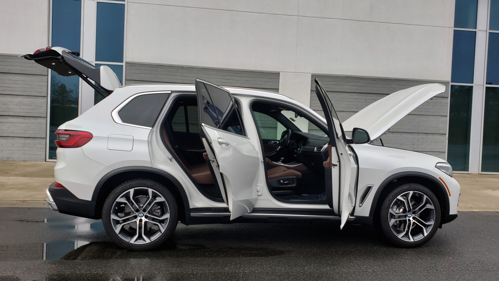 Used 2020 BMW X5 SDRIVE40I / CONV PKG / WIFI / NAV / PANO-ROOF / REARVIEW for sale Sold at Formula Imports in Charlotte NC 28227 8
