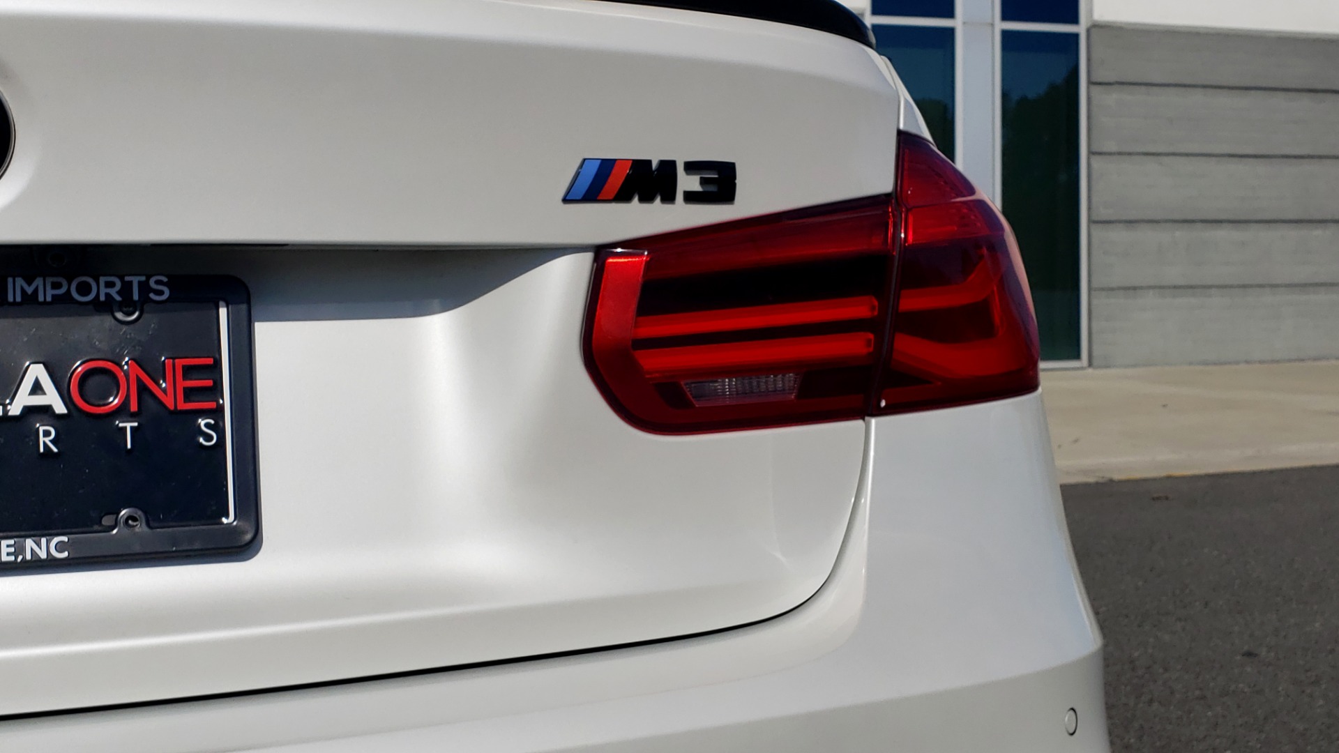 Used 2016 BMW M3 SEDAN / EXECUTIVE PKG / M-SUSPENSION / HARMAN/KARDON SOUND for sale Sold at Formula Imports in Charlotte NC 28227 33