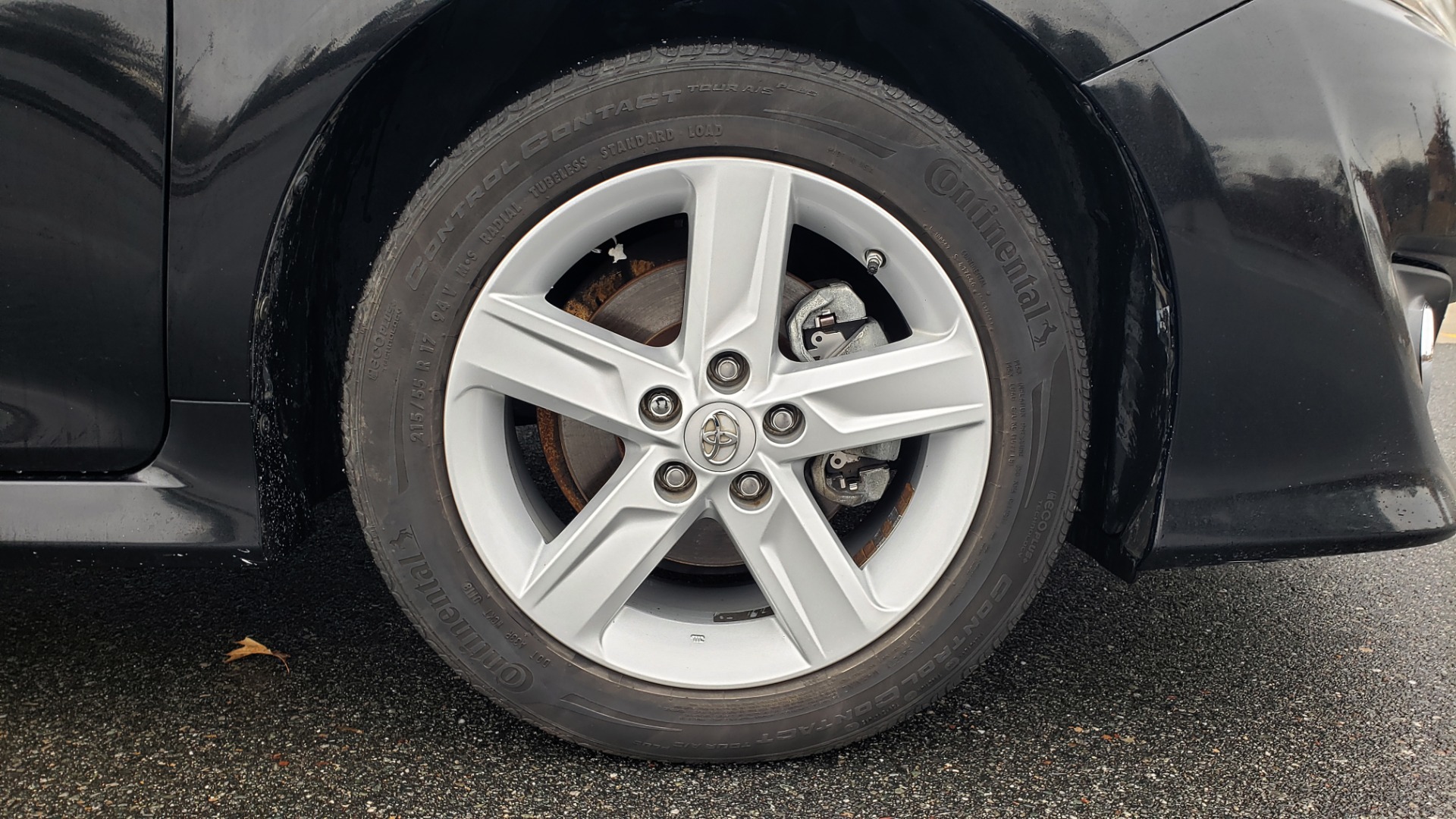 Used 2014 Toyota CAMRY SE SEDAN / 2.5L 4-CYL / 6-SPD AUTO / 17IN ALLOY WHEELS for sale Sold at Formula Imports in Charlotte NC 28227 79