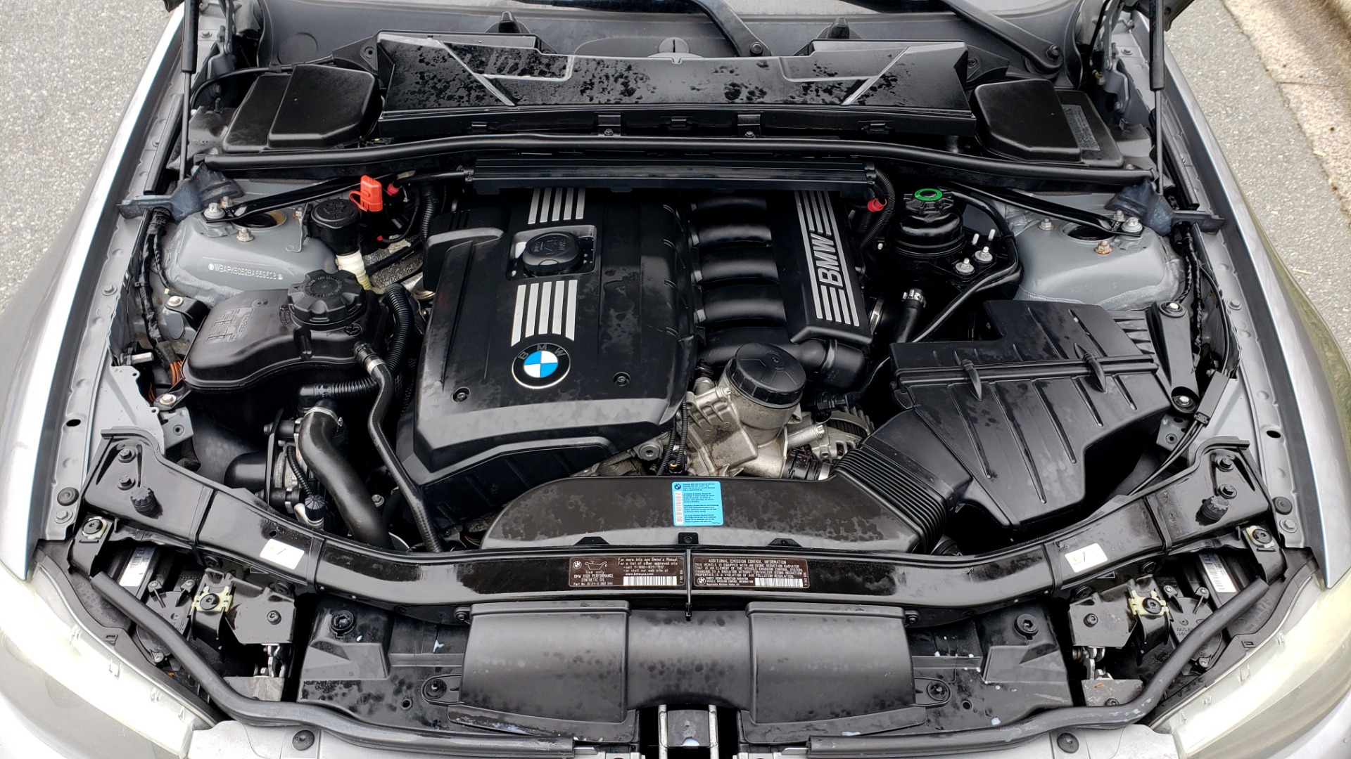 Used 2011 BMW 3 SERIES 328IXDRIVE PREMIUM / NAV / SUNROOF / HEATED SEATS for sale Sold at Formula Imports in Charlotte NC 28227 11