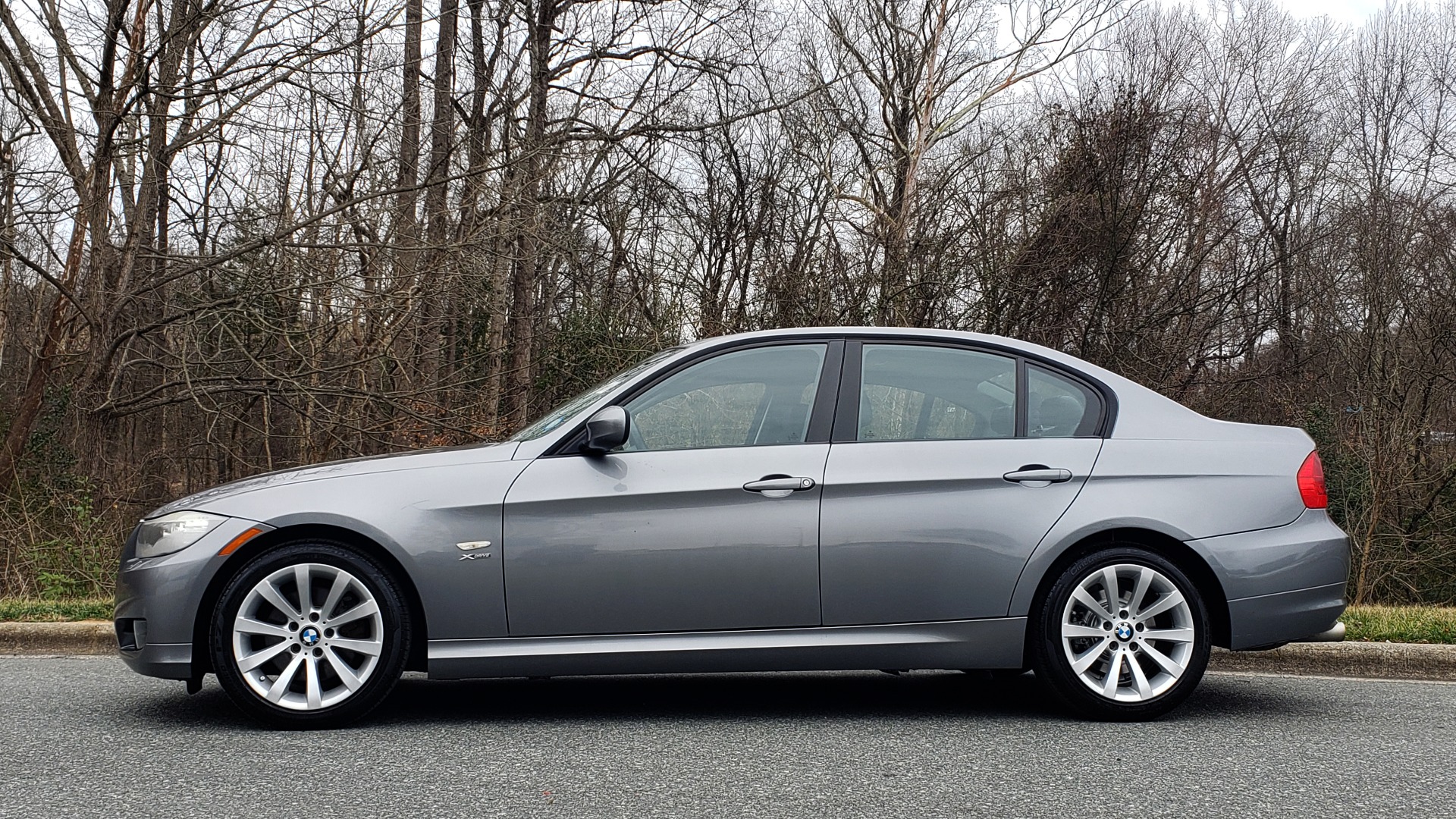 Used 2011 BMW 3 SERIES 328IXDRIVE PREMIUM / NAV / SUNROOF / HEATED SEATS for sale Sold at Formula Imports in Charlotte NC 28227 2