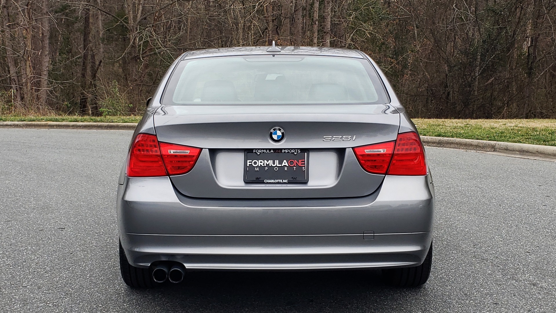 Used 2011 BMW 3 SERIES 328IXDRIVE PREMIUM / NAV / SUNROOF / HEATED SEATS for sale Sold at Formula Imports in Charlotte NC 28227 24