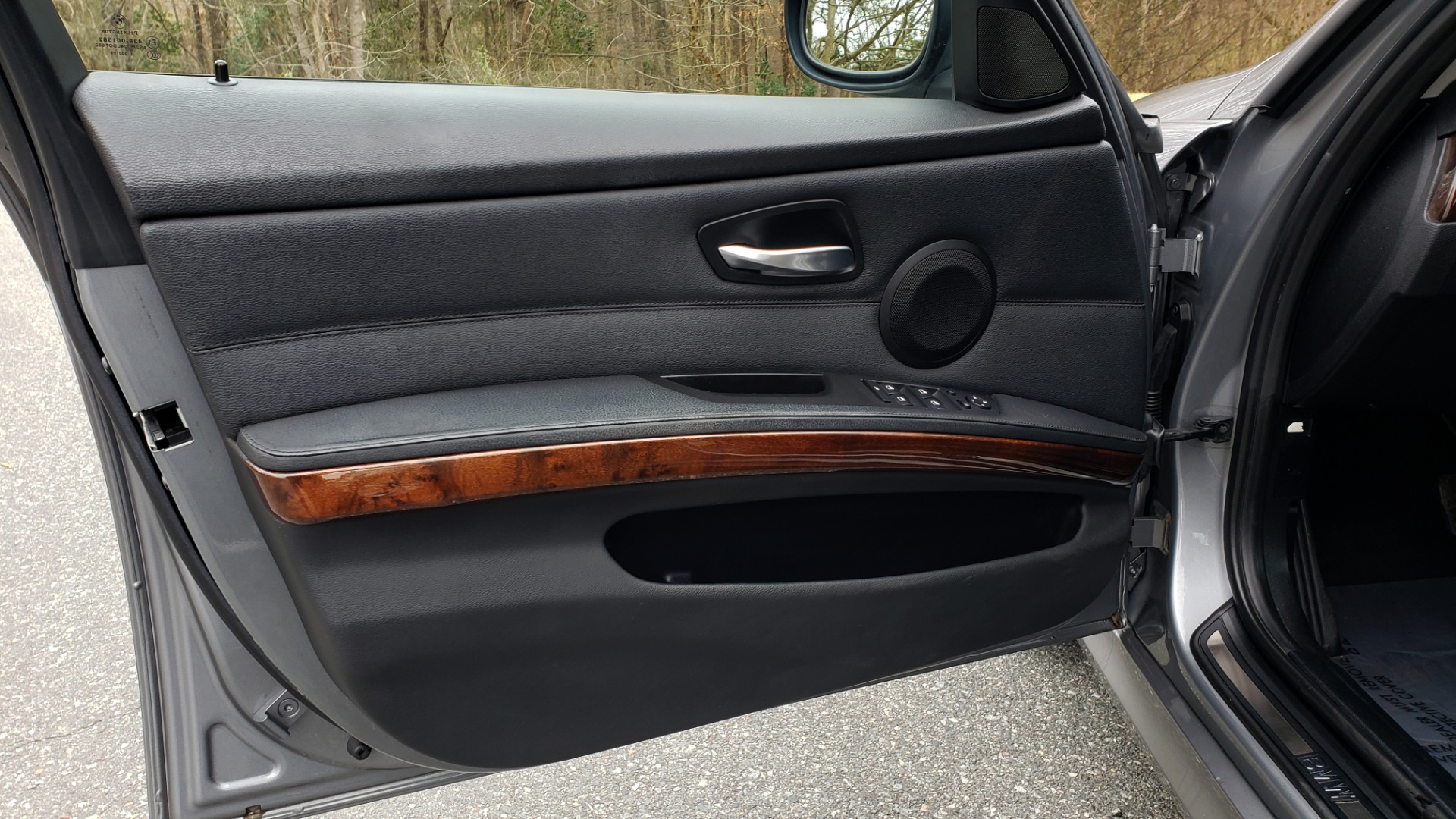 Used 2011 BMW 3 SERIES 328IXDRIVE PREMIUM / NAV / SUNROOF / HEATED SEATS for sale Sold at Formula Imports in Charlotte NC 28227 28