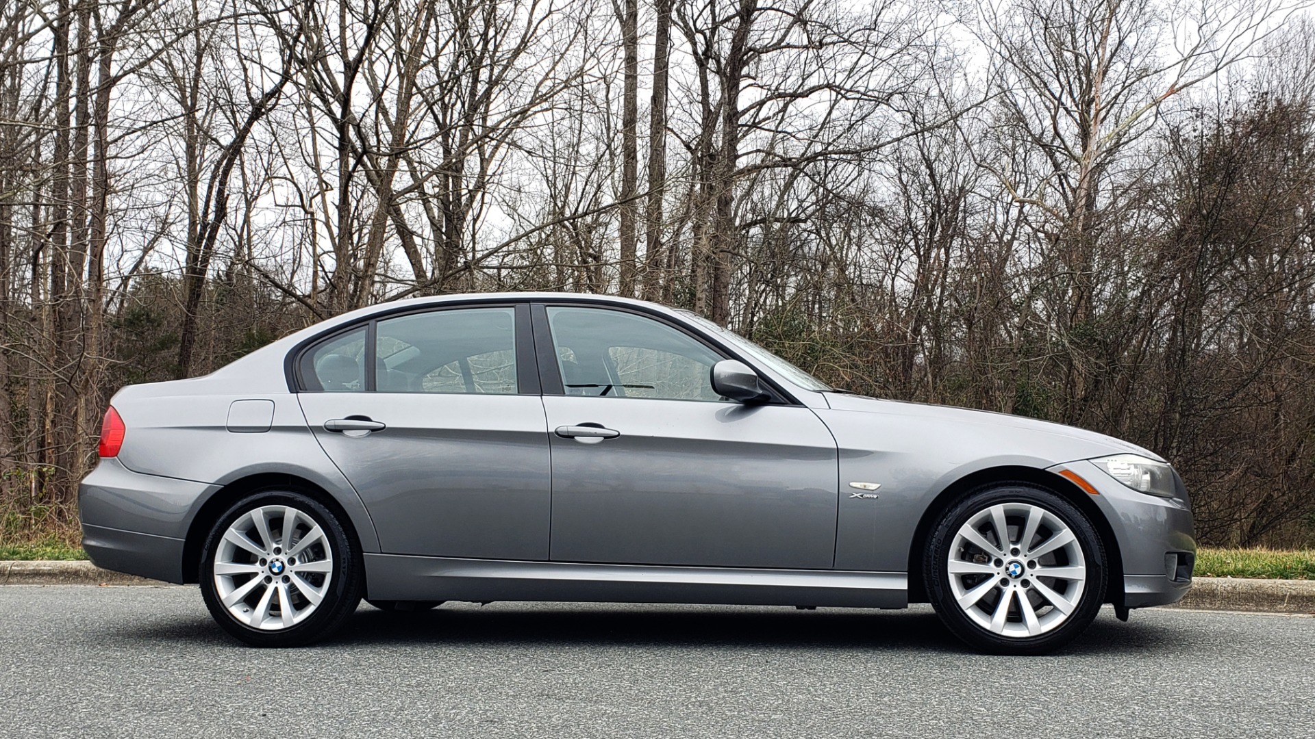 Used 2011 BMW 3 SERIES 328IXDRIVE PREMIUM / NAV / SUNROOF / HEATED SEATS for sale Sold at Formula Imports in Charlotte NC 28227 5