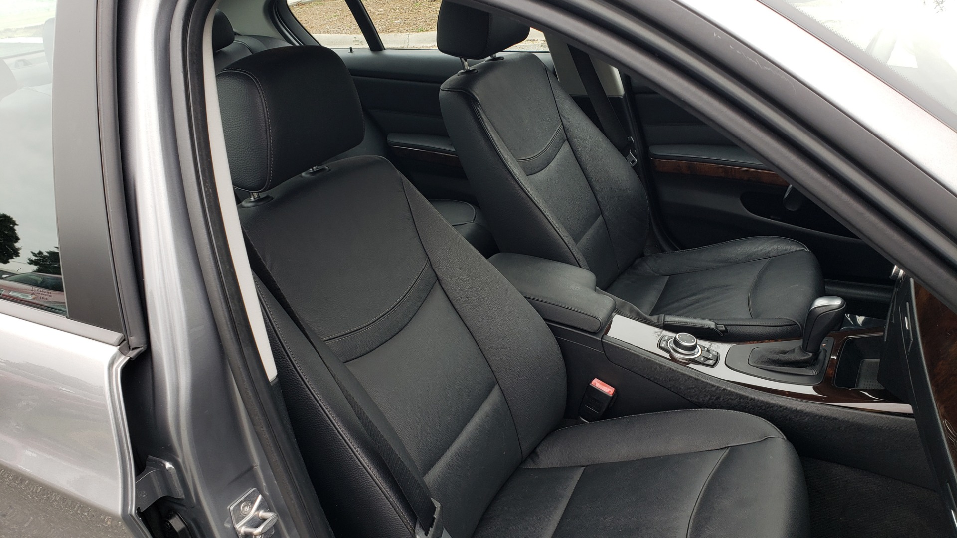 Used 2011 BMW 3 SERIES 328IXDRIVE PREMIUM / NAV / SUNROOF / HEATED SEATS for sale Sold at Formula Imports in Charlotte NC 28227 60
