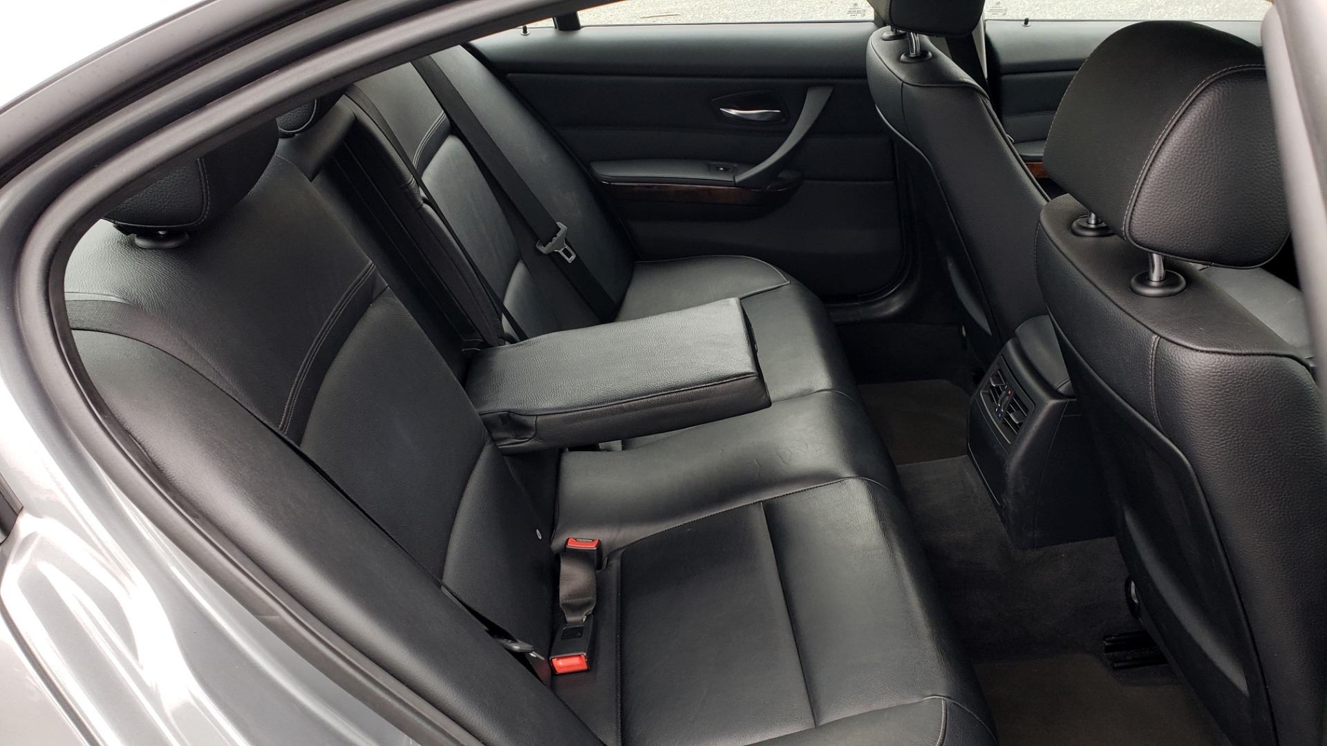 Used 2011 BMW 3 SERIES 328IXDRIVE PREMIUM / NAV / SUNROOF / HEATED SEATS for sale Sold at Formula Imports in Charlotte NC 28227 66