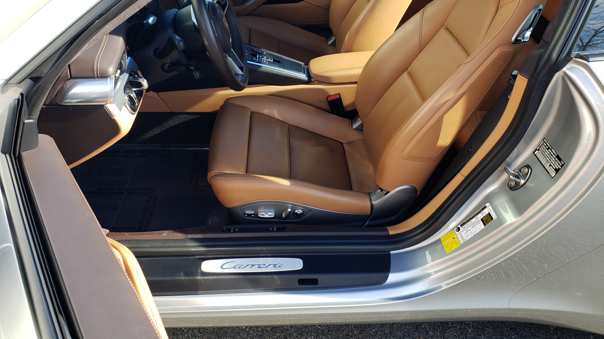 Used 2017 Porsche 911 CARRERA COUPE / 3.0L / 7-SPD MAN / NAV / PDLS / SUNROOF / REARVIEW for sale Sold at Formula Imports in Charlotte NC 28227 35