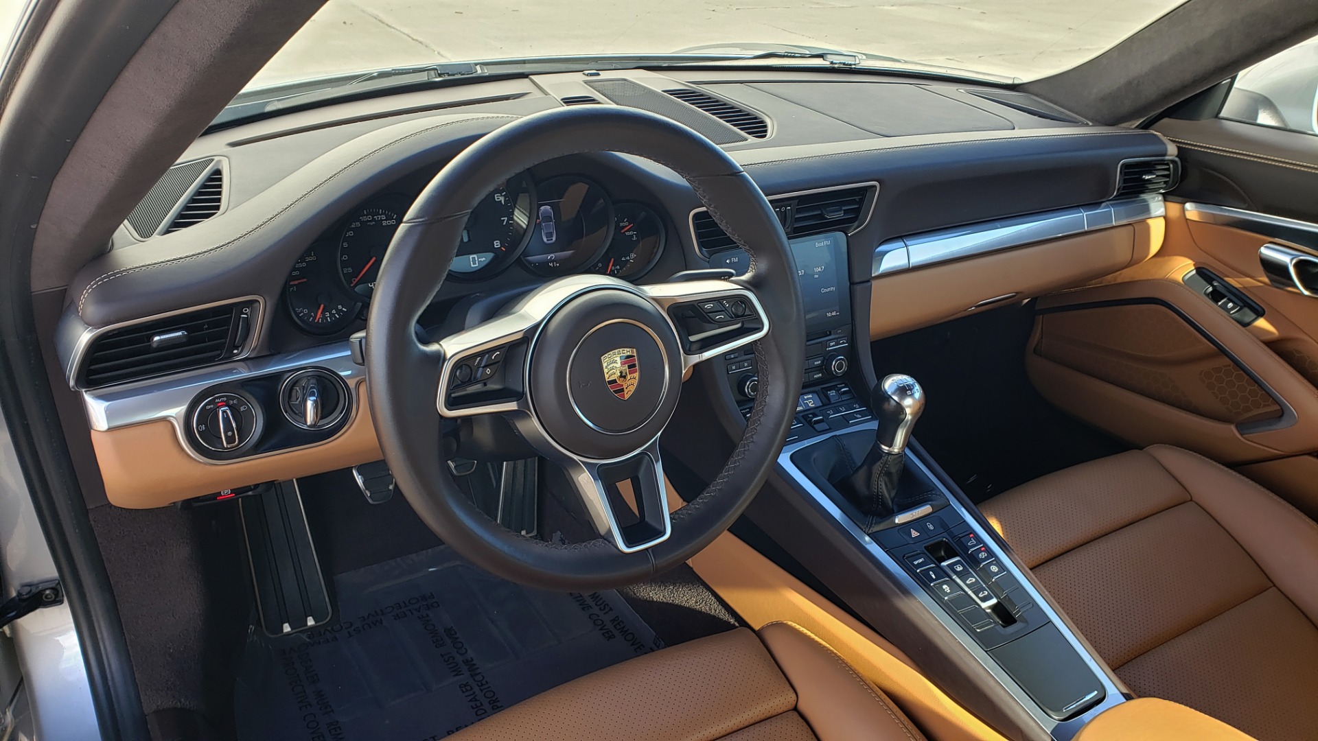 Used 2017 Porsche 911 CARRERA COUPE / 3.0L / 7-SPD MAN / NAV / PDLS / SUNROOF / REARVIEW for sale Sold at Formula Imports in Charlotte NC 28227 38
