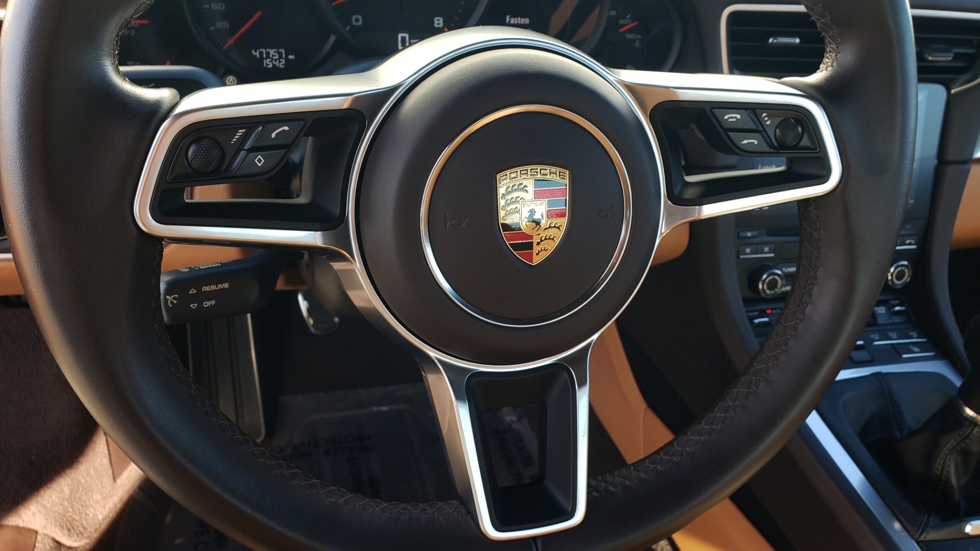 Used 2017 Porsche 911 CARRERA COUPE / 3.0L / 7-SPD MAN / NAV / PDLS / SUNROOF / REARVIEW for sale Sold at Formula Imports in Charlotte NC 28227 42