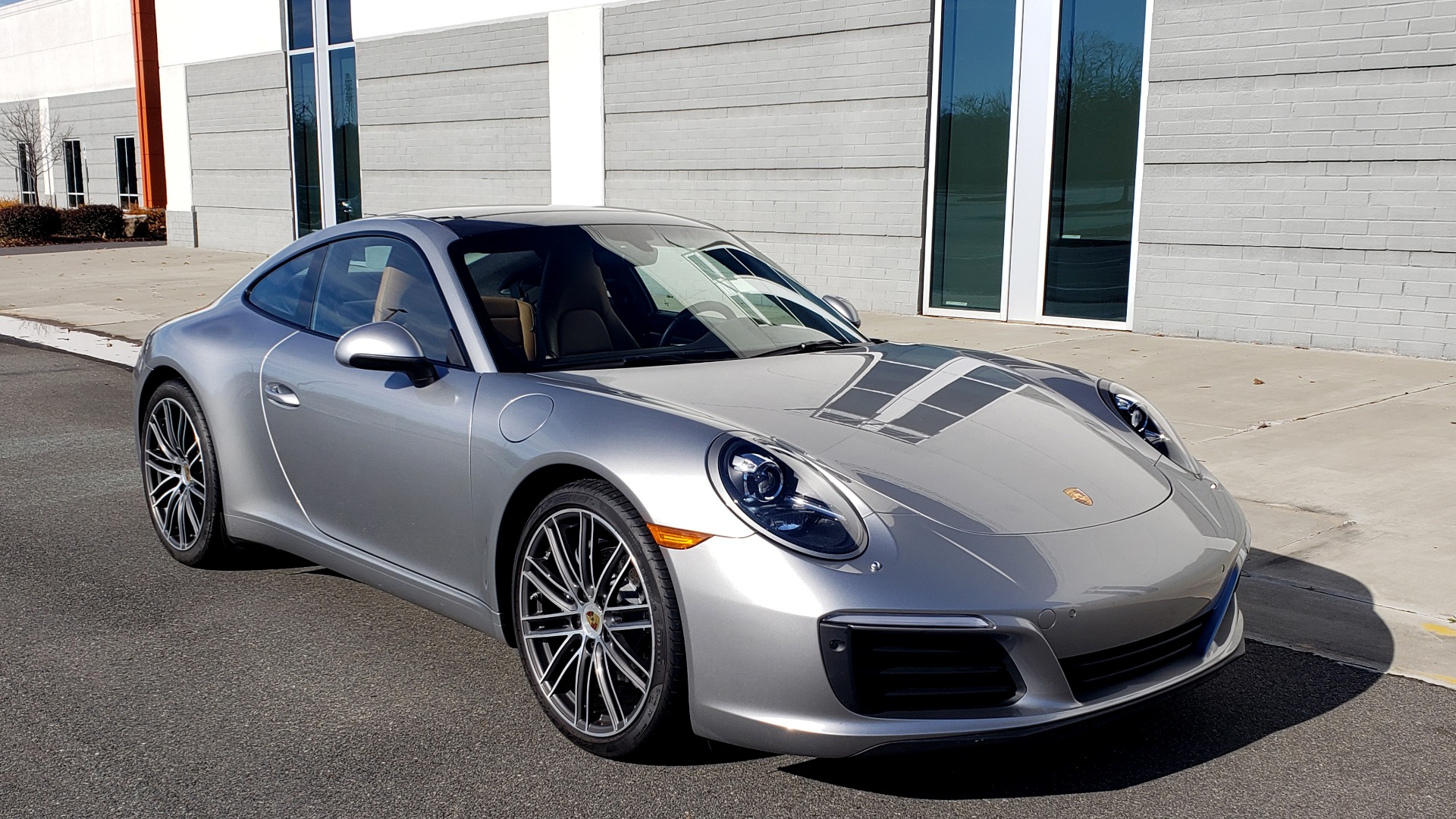 Used 2017 Porsche 911 CARRERA COUPE / 3.0L / 7-SPD MAN / NAV / PDLS / SUNROOF / REARVIEW for sale Sold at Formula Imports in Charlotte NC 28227 6