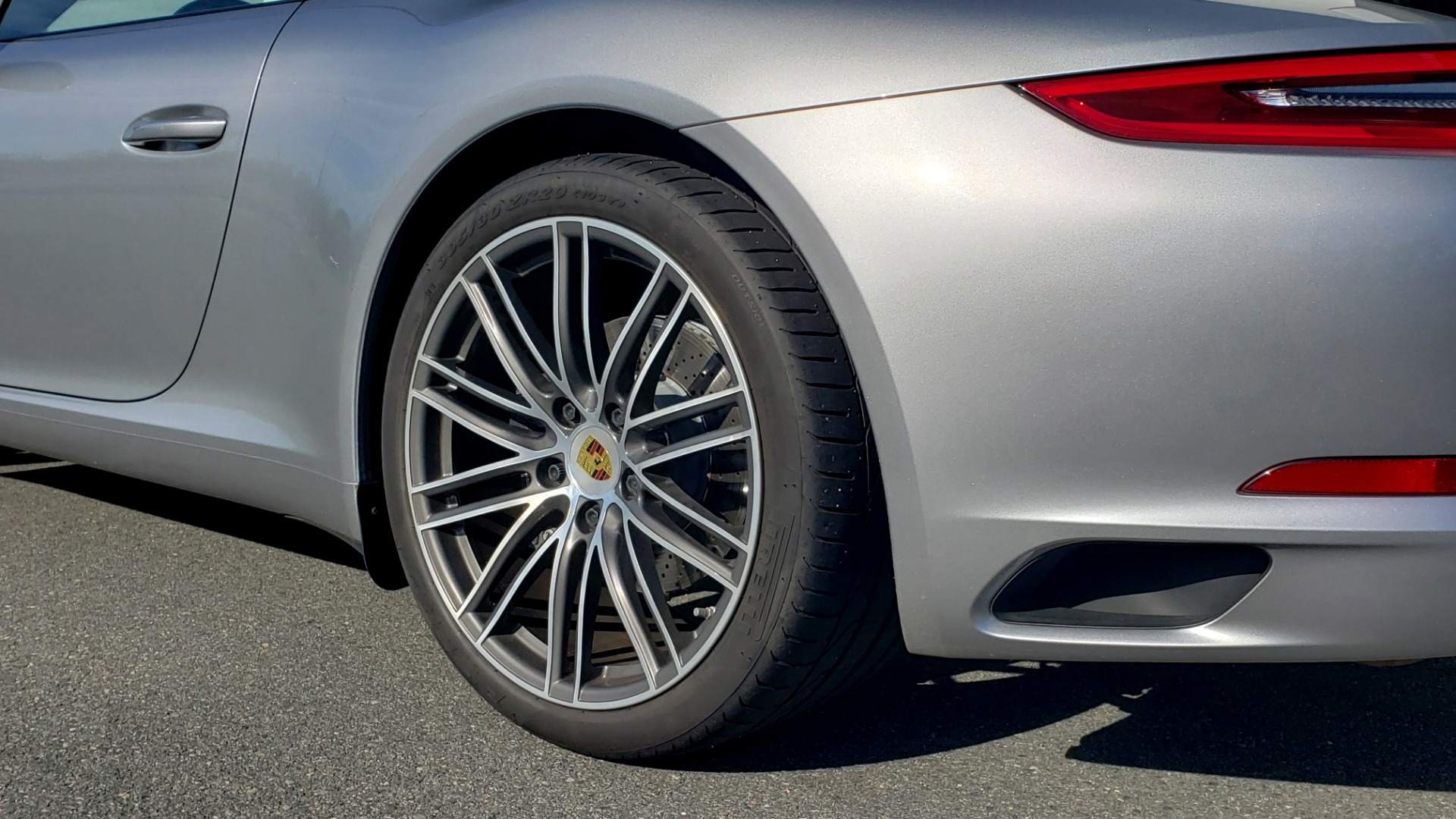 Used 2017 Porsche 911 CARRERA COUPE / 3.0L / 7-SPD MAN / NAV / PDLS / SUNROOF / REARVIEW for sale Sold at Formula Imports in Charlotte NC 28227 74