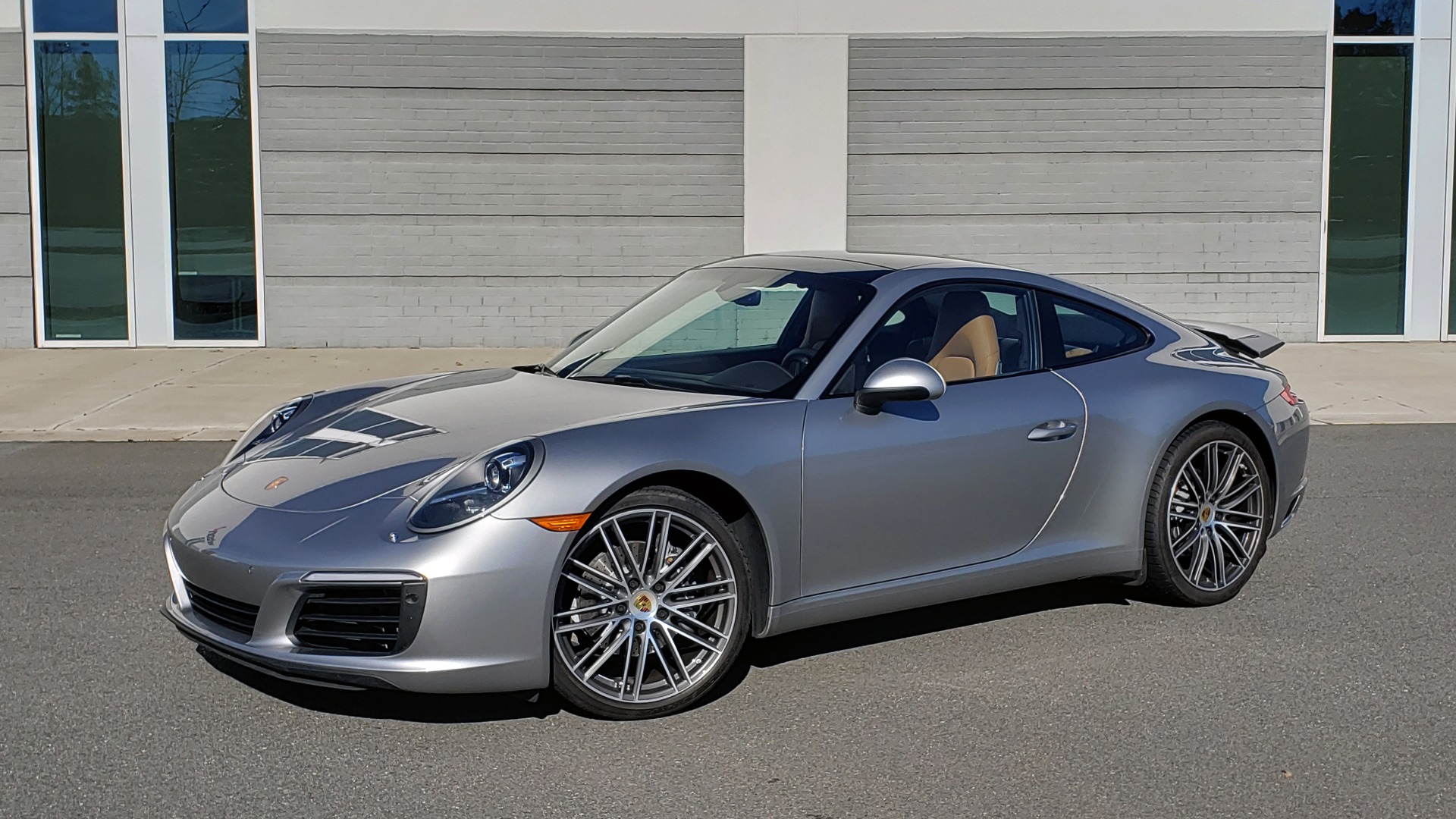 Used 2017 Porsche 911 CARRERA COUPE / 3.0L / 7-SPD MAN / NAV / PDLS / SUNROOF / REARVIEW for sale Sold at Formula Imports in Charlotte NC 28227 9