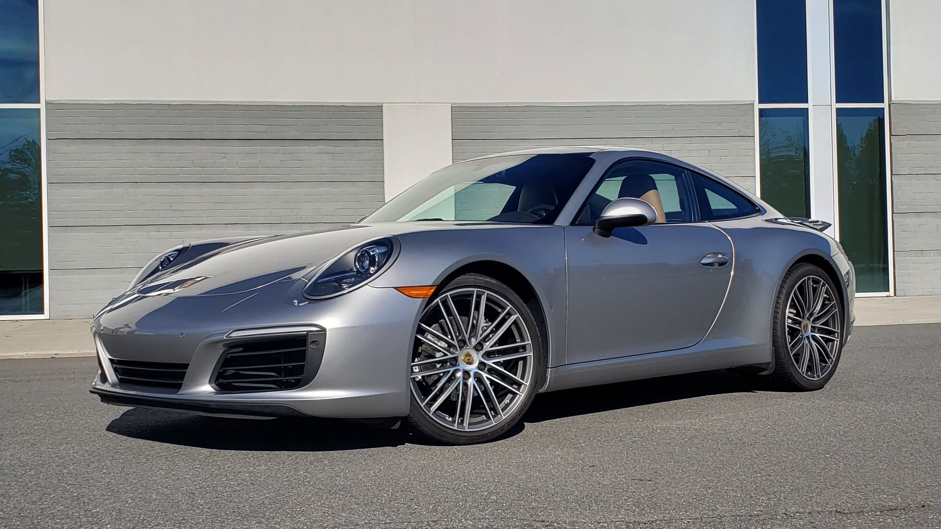 Used 2017 Porsche 911 CARRERA COUPE / 3.0L / 7-SPD MAN / NAV / PDLS / SUNROOF / REARVIEW for sale Sold at Formula Imports in Charlotte NC 28227 1