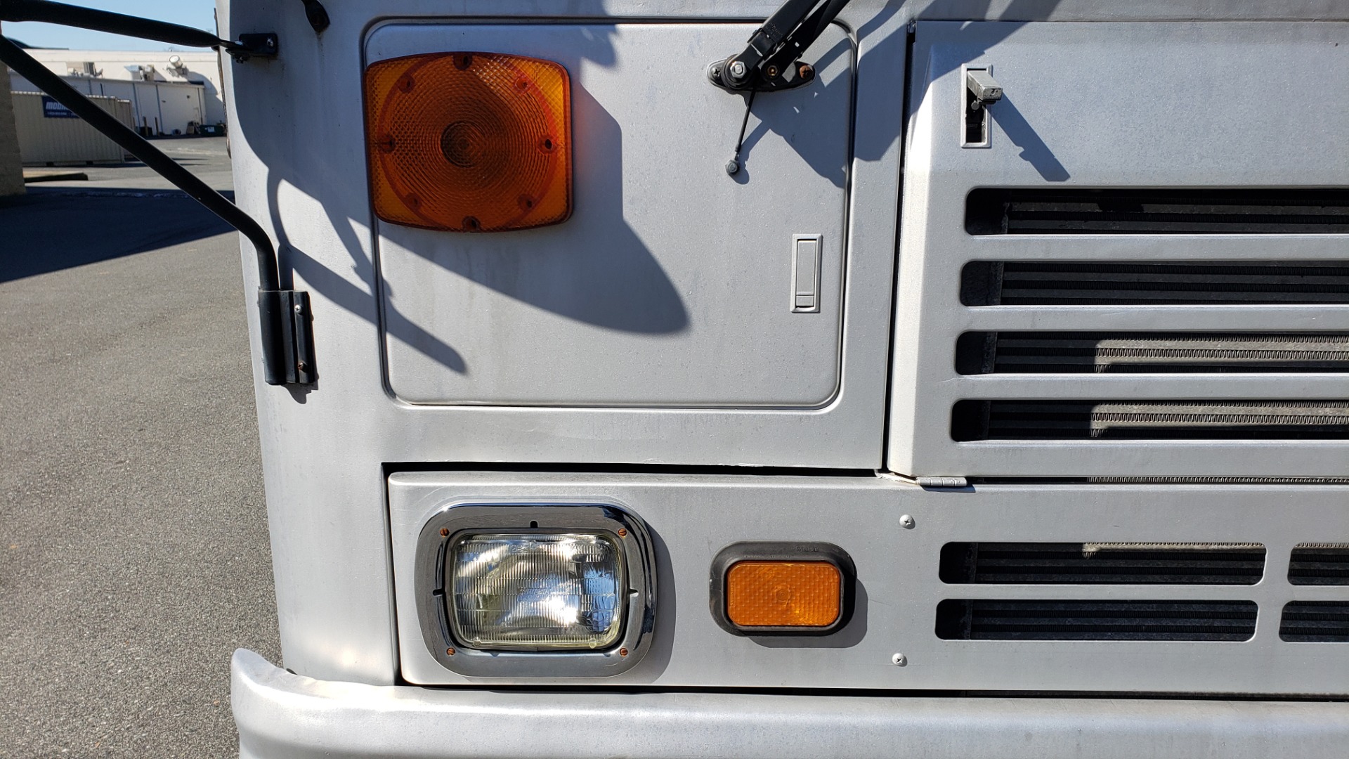 Used 1993 Chevrolet BLUEBIRD SCHOOL BUS 30' / CUMMINS DIESEL / AIR / GENERATOR for sale Sold at Formula Imports in Charlotte NC 28227 15