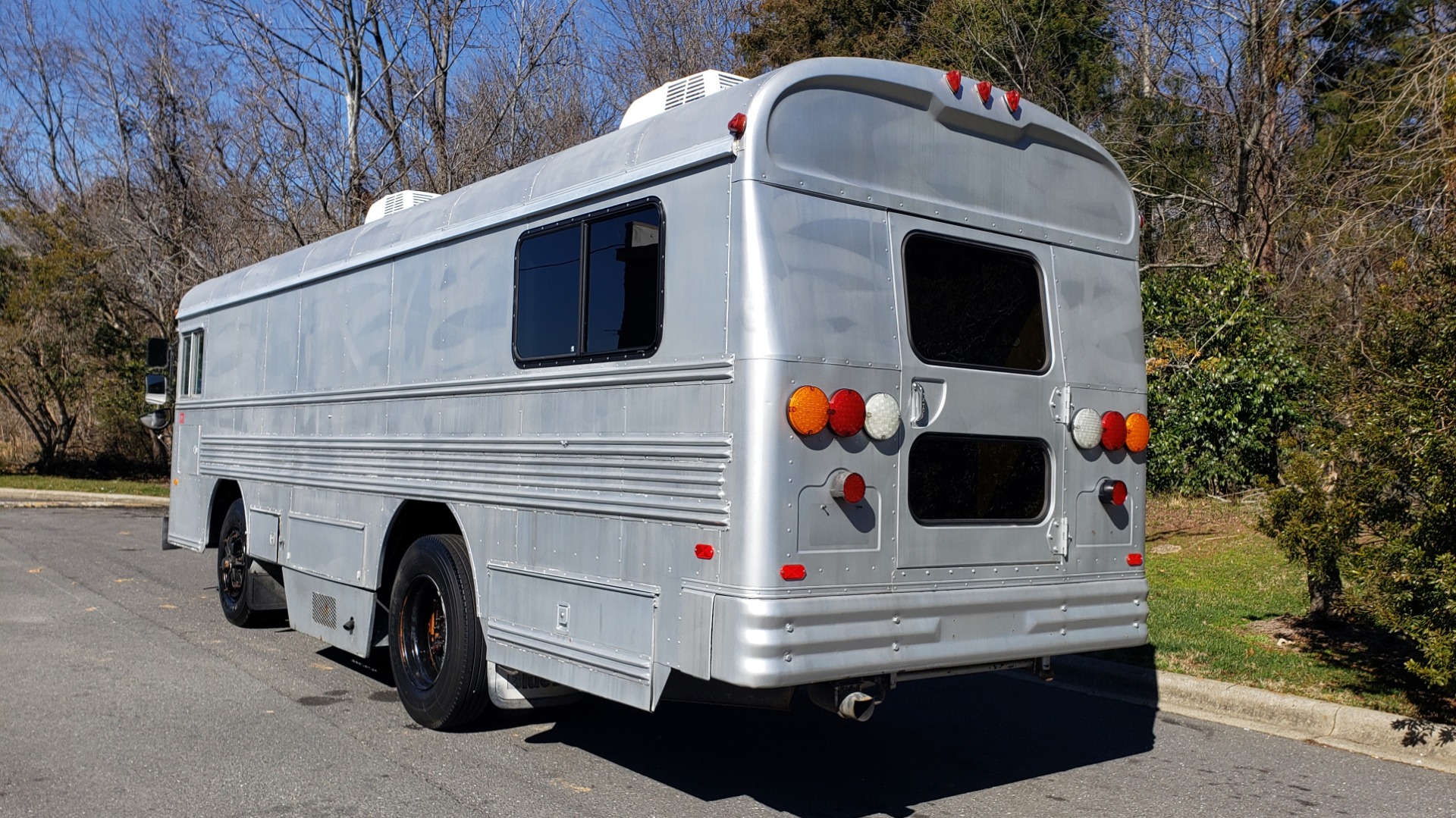 Used 1993 Chevrolet BLUEBIRD SCHOOL BUS 30' / CUMMINS DIESEL / AIR / GENERATOR for sale Sold at Formula Imports in Charlotte NC 28227 3