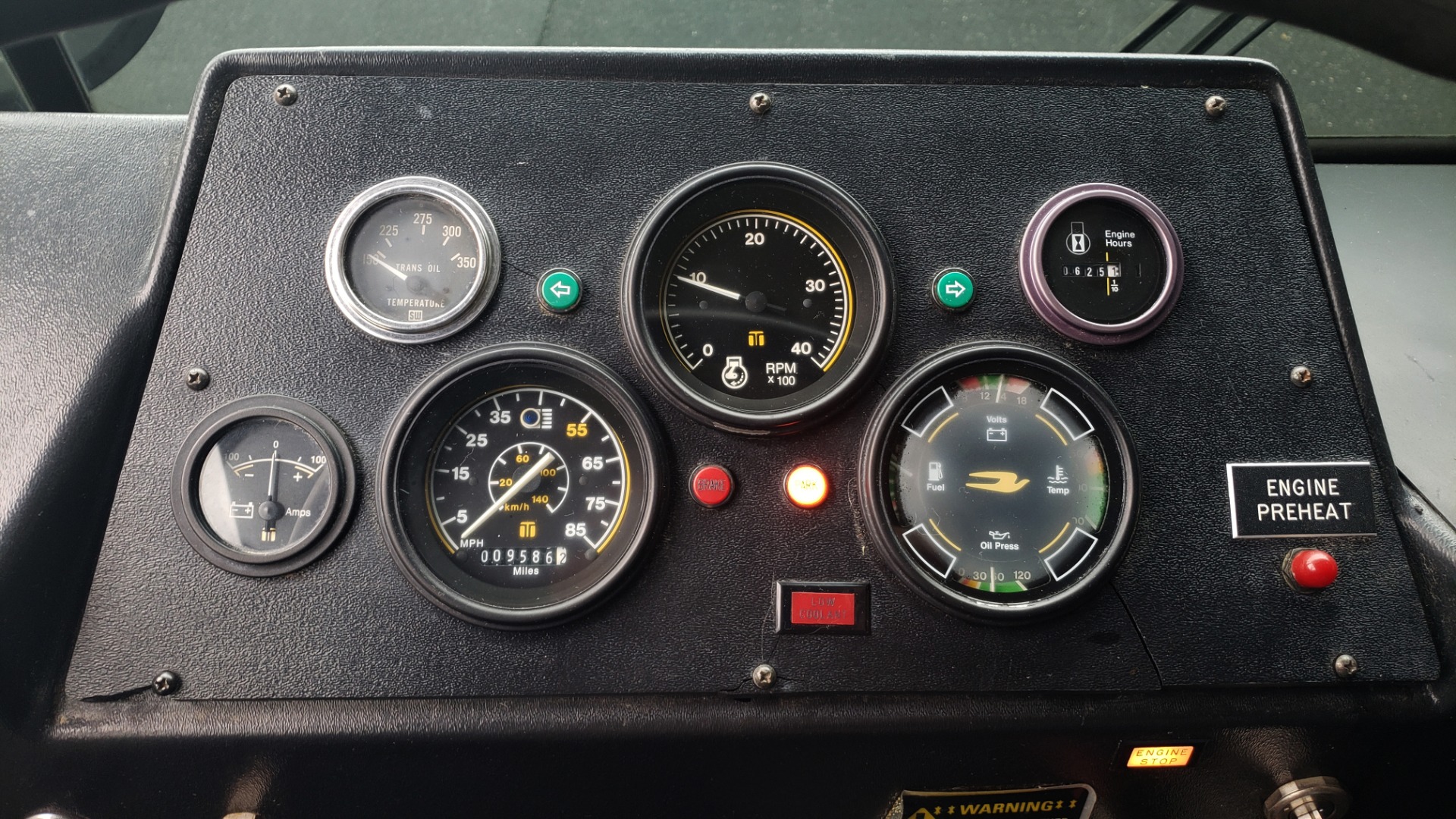 Used 1993 Chevrolet BLUEBIRD SCHOOL BUS 30' / CUMMINS DIESEL / AIR / GENERATOR for sale Sold at Formula Imports in Charlotte NC 28227 35