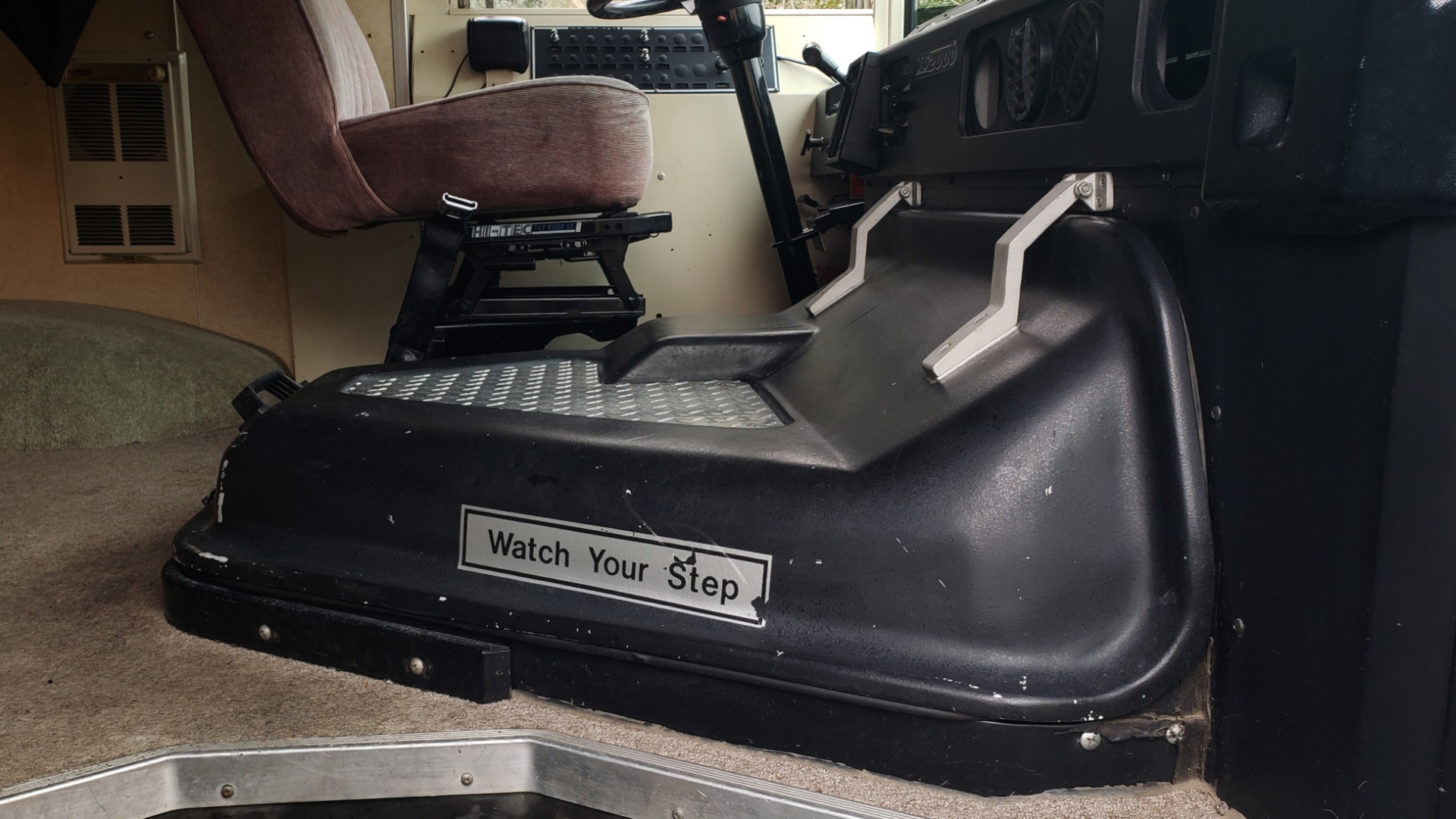 Used 1993 Chevrolet BLUEBIRD SCHOOL BUS 30' / CUMMINS DIESEL / AIR / GENERATOR for sale Sold at Formula Imports in Charlotte NC 28227 50