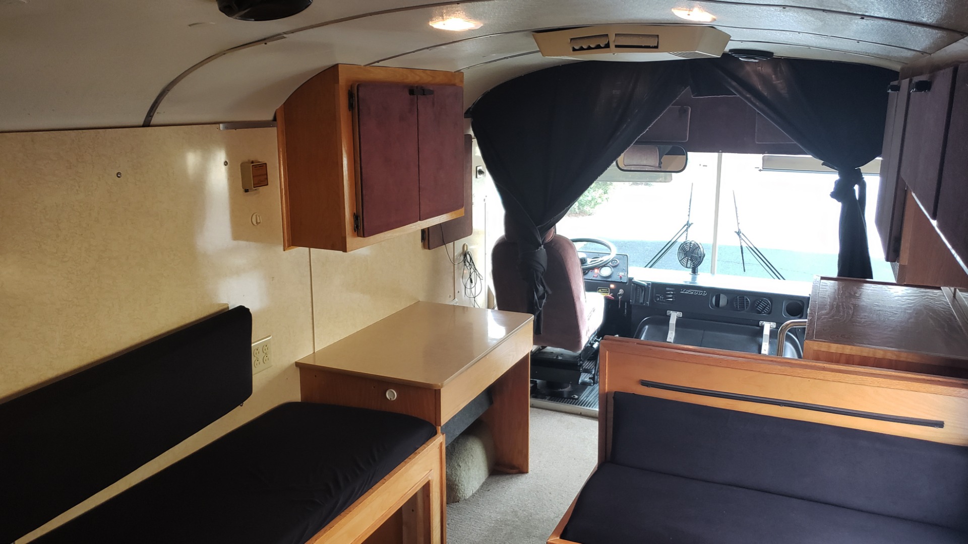 Used 1993 Chevrolet BLUEBIRD SCHOOL BUS 30' / CUMMINS DIESEL / AIR / GENERATOR for sale Sold at Formula Imports in Charlotte NC 28227 77