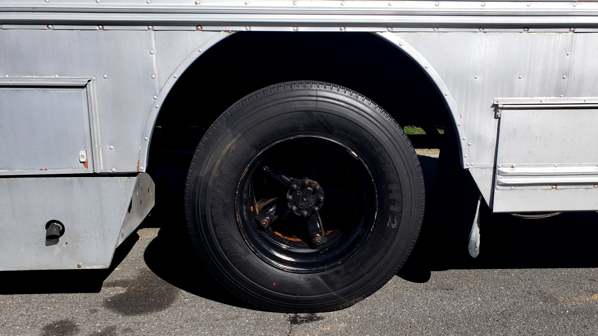 Used 1993 Chevrolet BLUEBIRD SCHOOL BUS 30' / CUMMINS DIESEL / AIR / GENERATOR for sale Sold at Formula Imports in Charlotte NC 28227 93