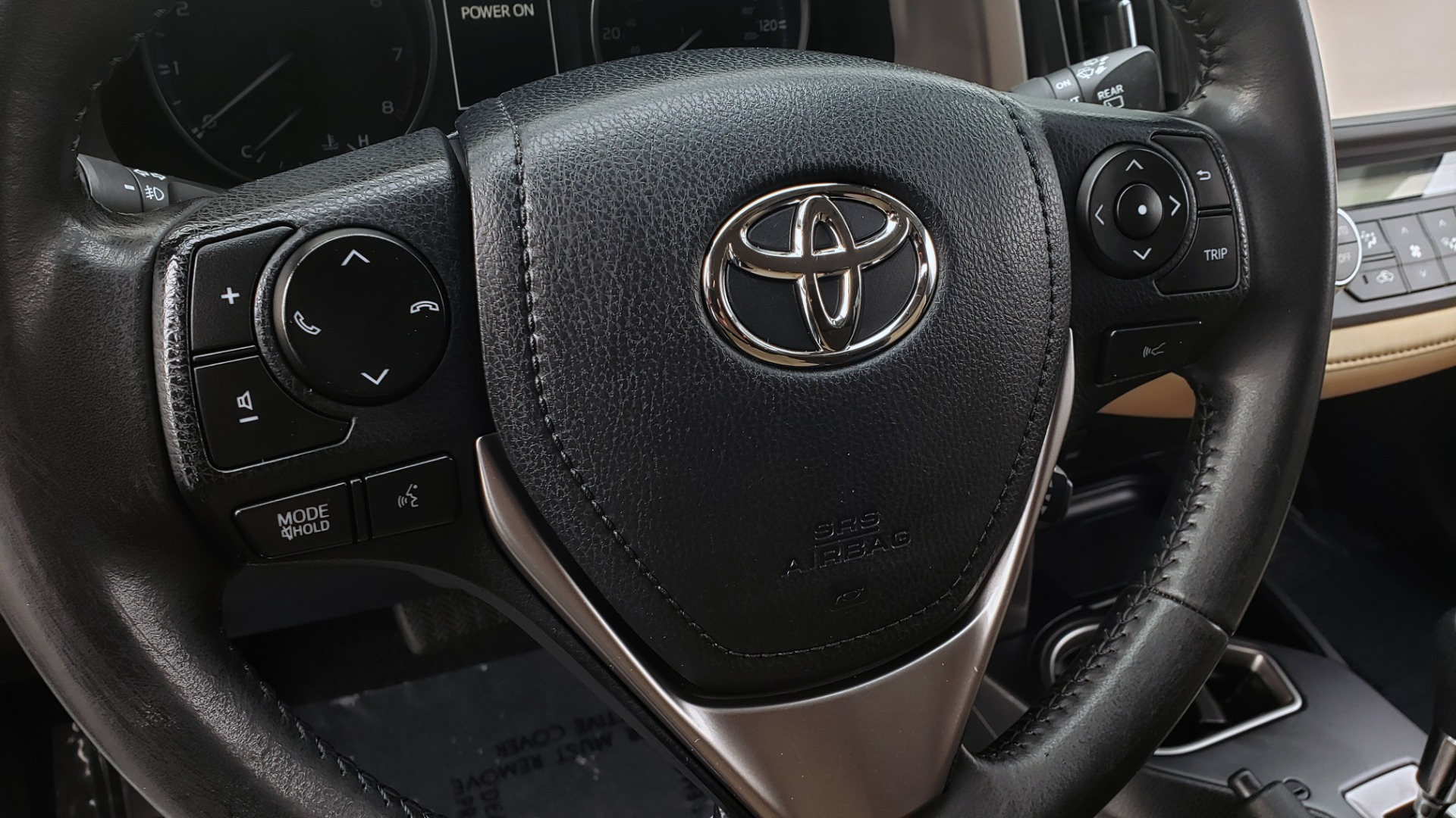 Used 2018 Toyota RAV4 XLE / FWD / 4-CYL / 6-SPD AUTO / BSM / REAR CROSS TRAFFIC ALERT for sale Sold at Formula Imports in Charlotte NC 28227 36