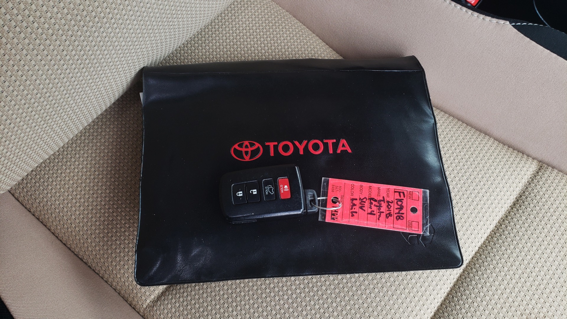 Used 2018 Toyota RAV4 XLE / FWD / 4-CYL / 6-SPD AUTO / BSM / REAR CROSS TRAFFIC ALERT for sale Sold at Formula Imports in Charlotte NC 28227 89
