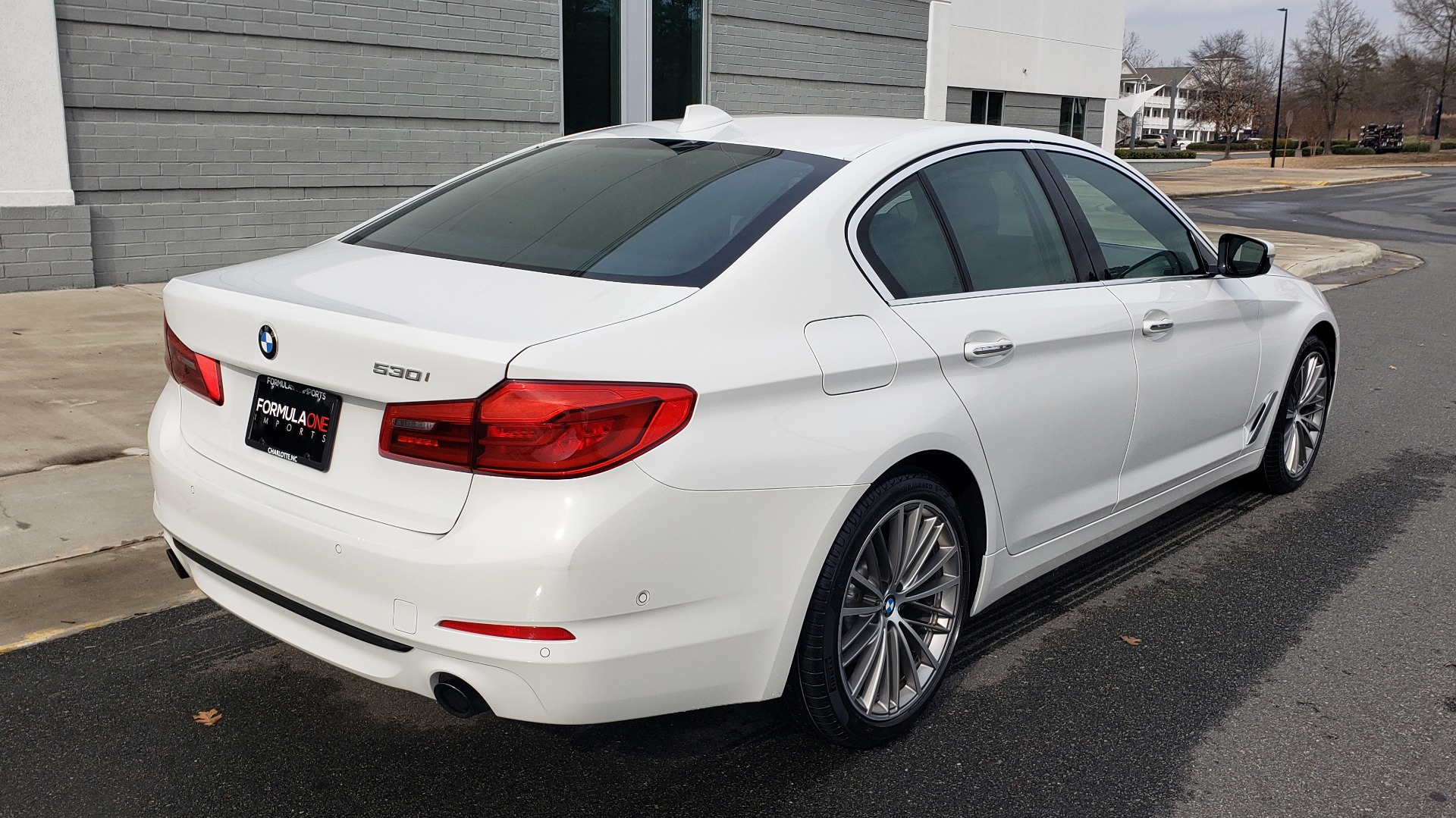 Used 2017 BMW 5 SERIES 530I PREMIUM / DRVR ASST PLUS / NAV / HUD / SUNROOF / REARVIEW for sale Sold at Formula Imports in Charlotte NC 28227 7