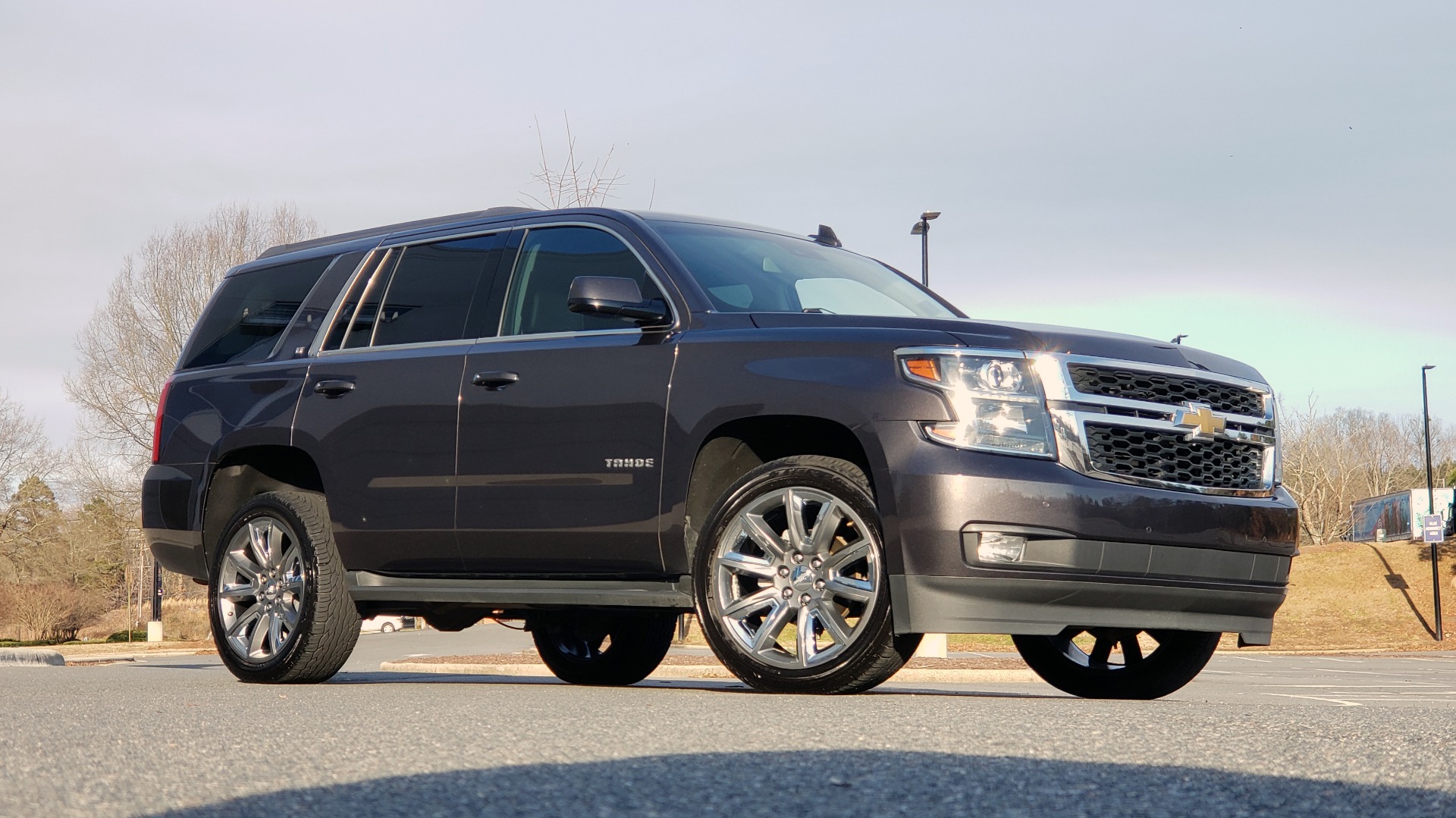 Used 2017 Chevrolet TAHOE 4WD LT / LUXURY PKG / NAV / BOSE / 3-ROW / REARVIEW for sale Sold at Formula Imports in Charlotte NC 28227 2