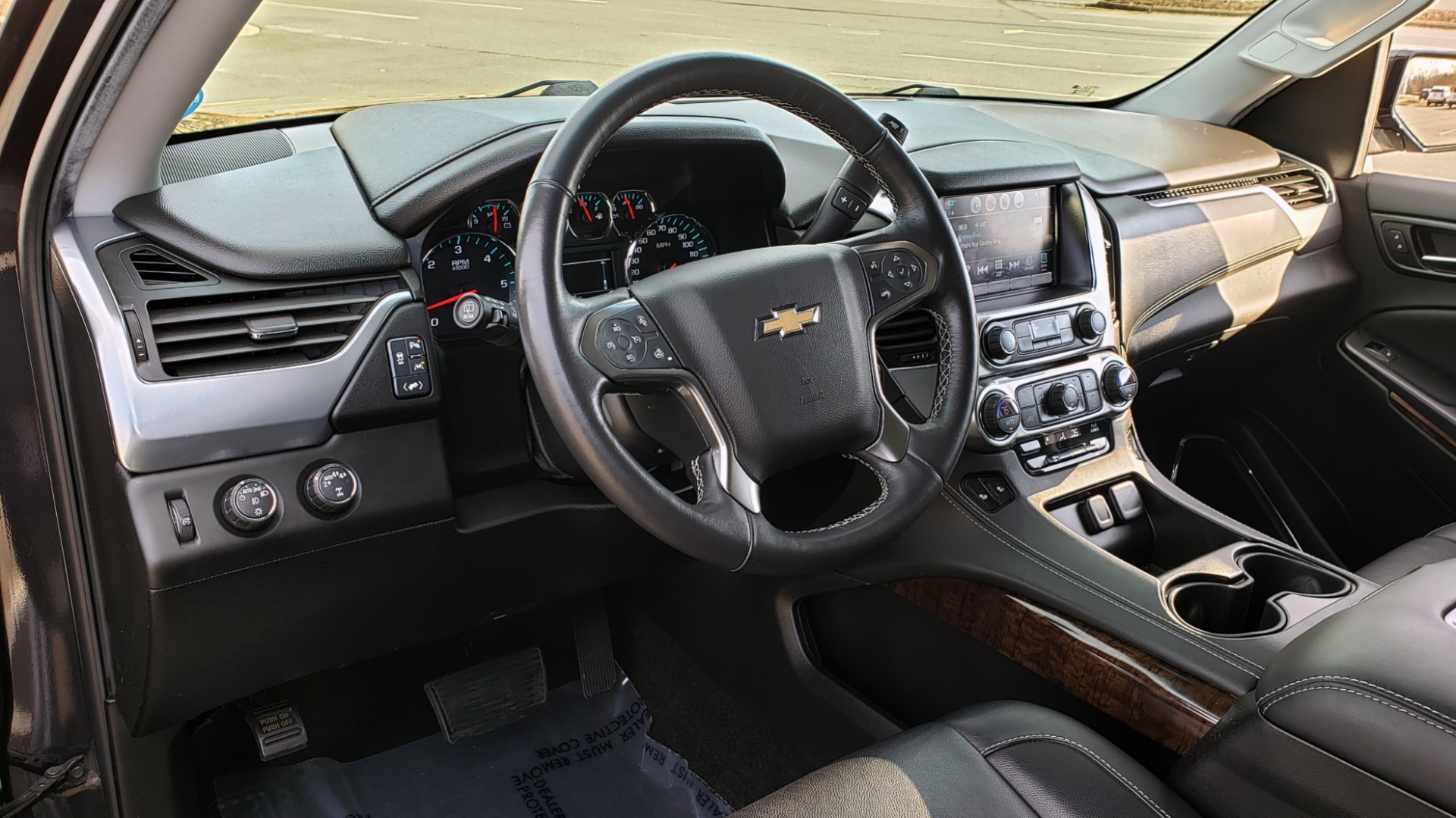Used 2017 Chevrolet TAHOE 4WD LT / LUXURY PKG / NAV / BOSE / 3-ROW / REARVIEW for sale Sold at Formula Imports in Charlotte NC 28227 40