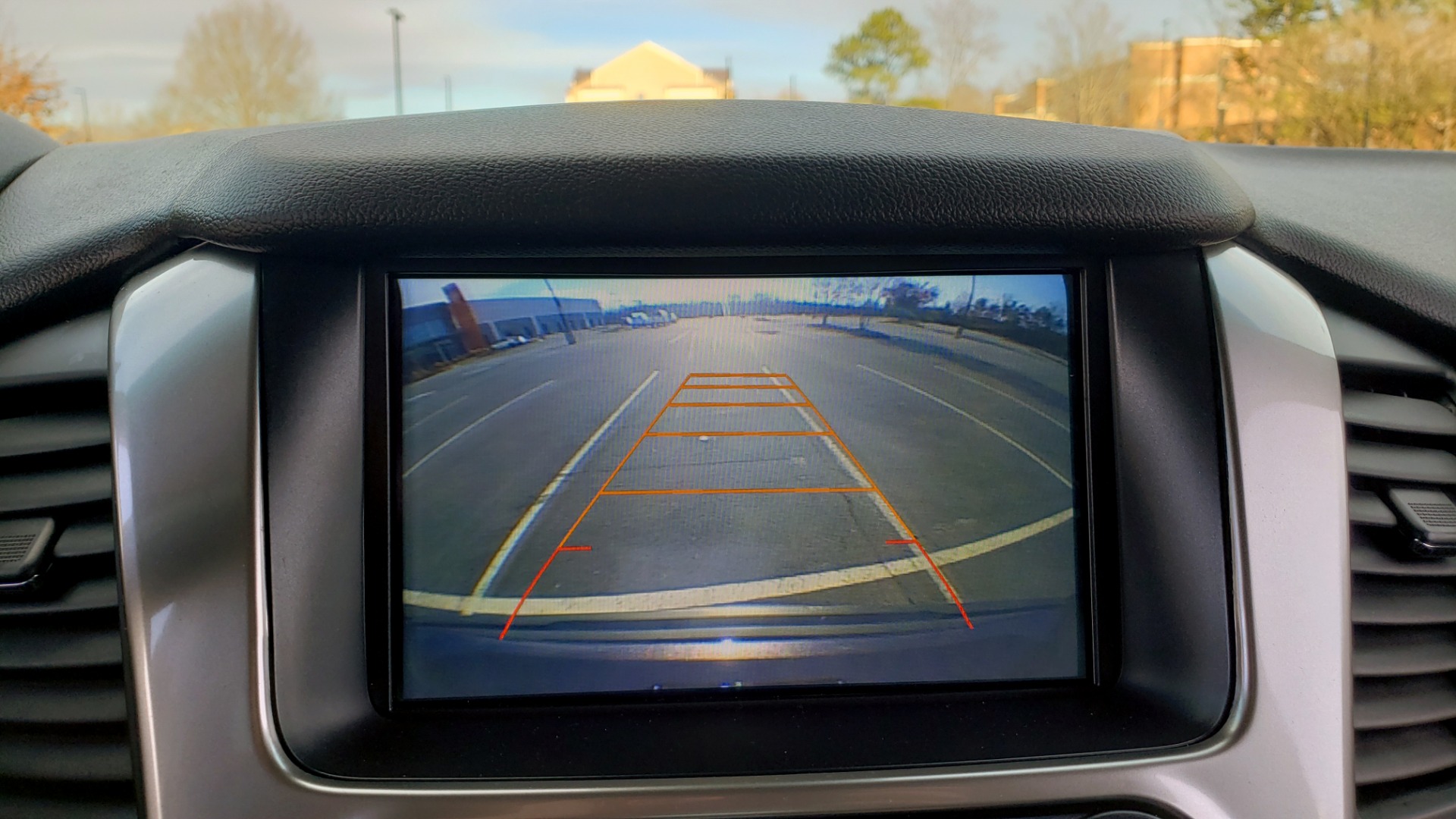 Used 2017 Chevrolet TAHOE 4WD LT / LUXURY PKG / NAV / BOSE / 3-ROW / REARVIEW for sale Sold at Formula Imports in Charlotte NC 28227 49