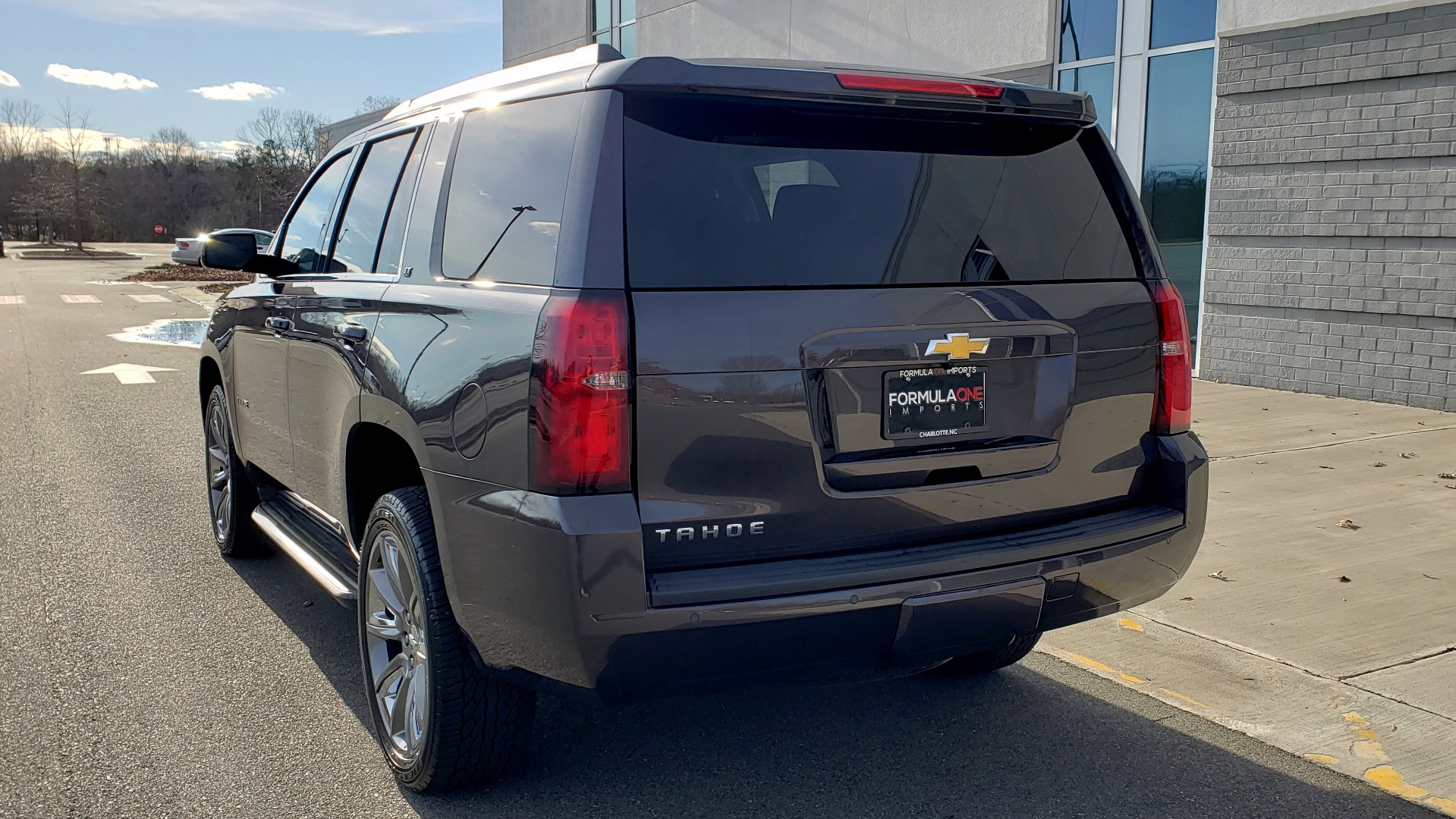 Used 2017 Chevrolet TAHOE 4WD LT / LUXURY PKG / NAV / BOSE / 3-ROW / REARVIEW for sale Sold at Formula Imports in Charlotte NC 28227 5