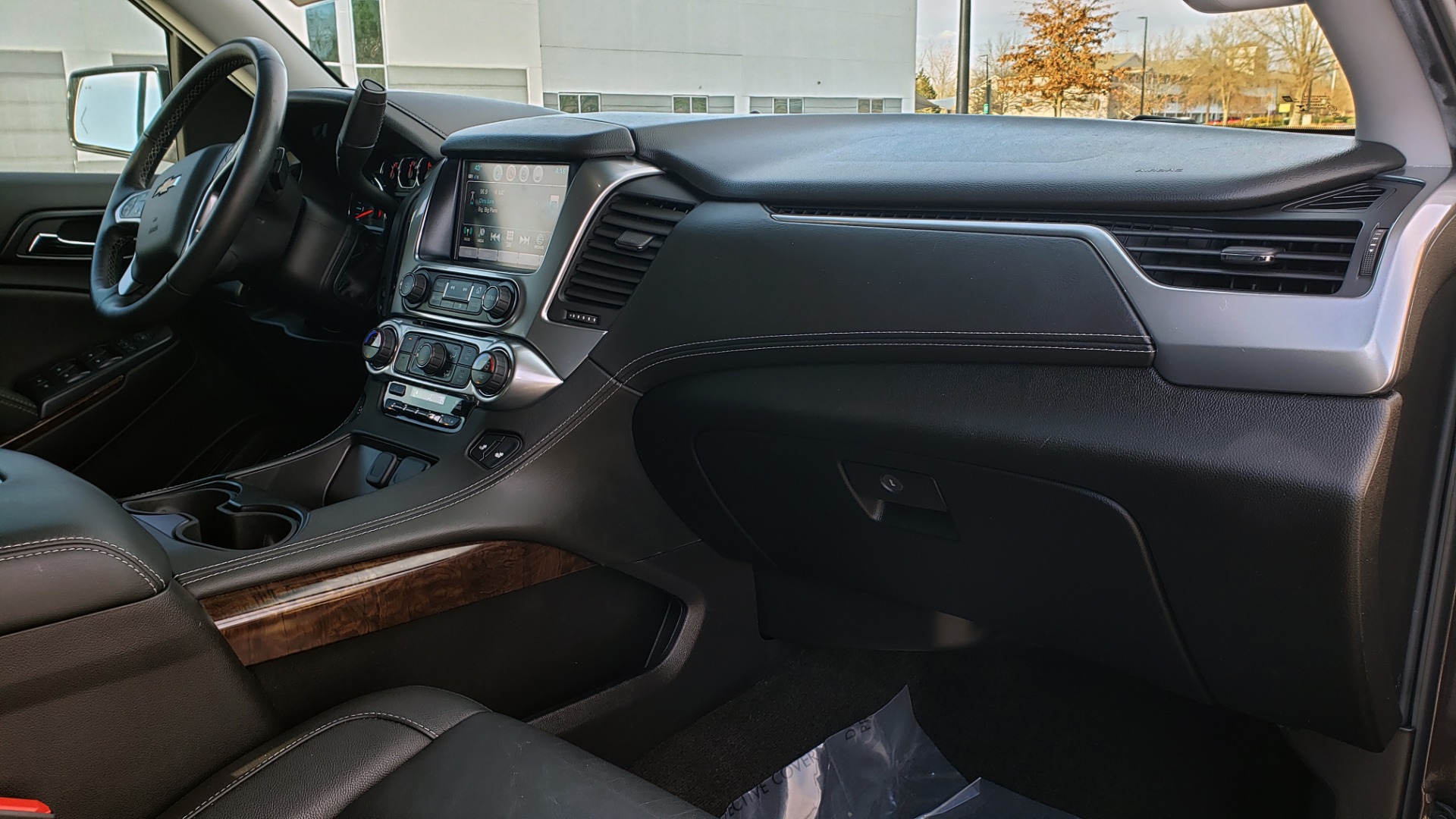 Used 2017 Chevrolet TAHOE 4WD LT / LUXURY PKG / NAV / BOSE / 3-ROW / REARVIEW for sale Sold at Formula Imports in Charlotte NC 28227 76