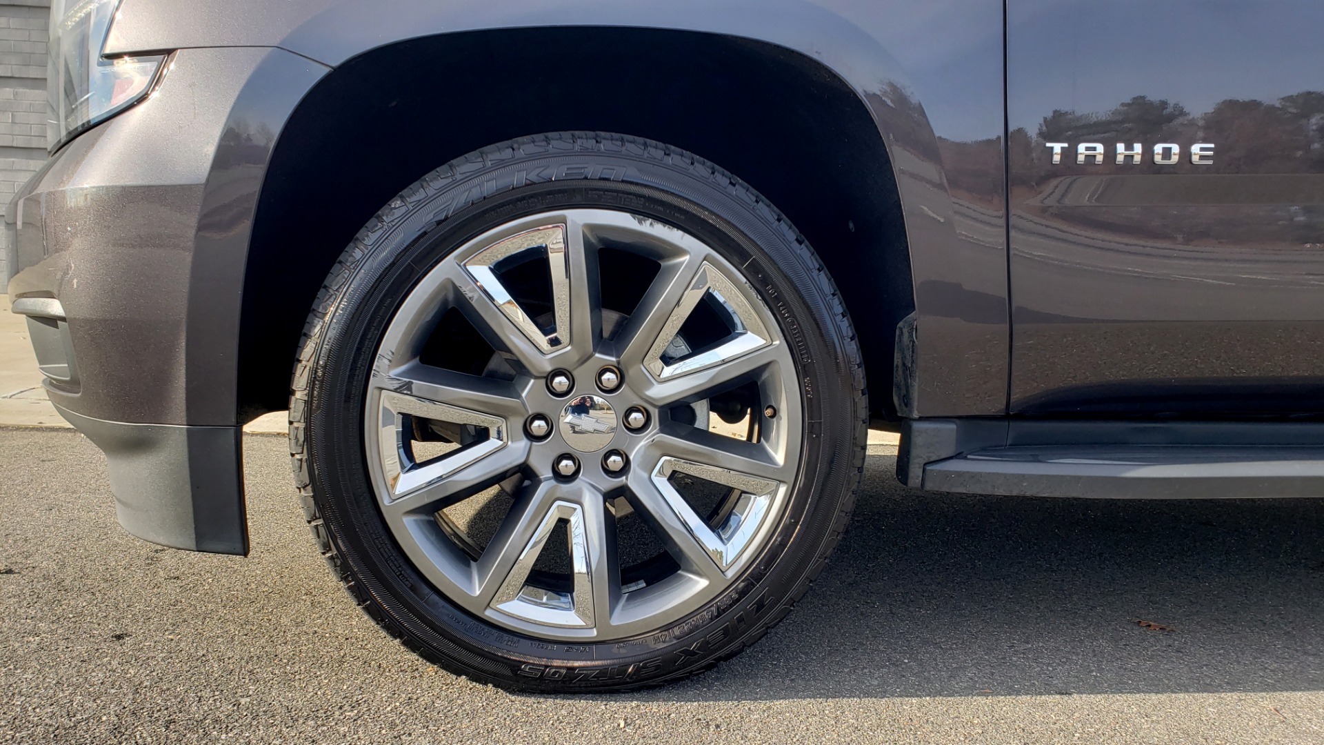 Used 2017 Chevrolet TAHOE 4WD LT / LUXURY PKG / NAV / BOSE / 3-ROW / REARVIEW for sale Sold at Formula Imports in Charlotte NC 28227 83
