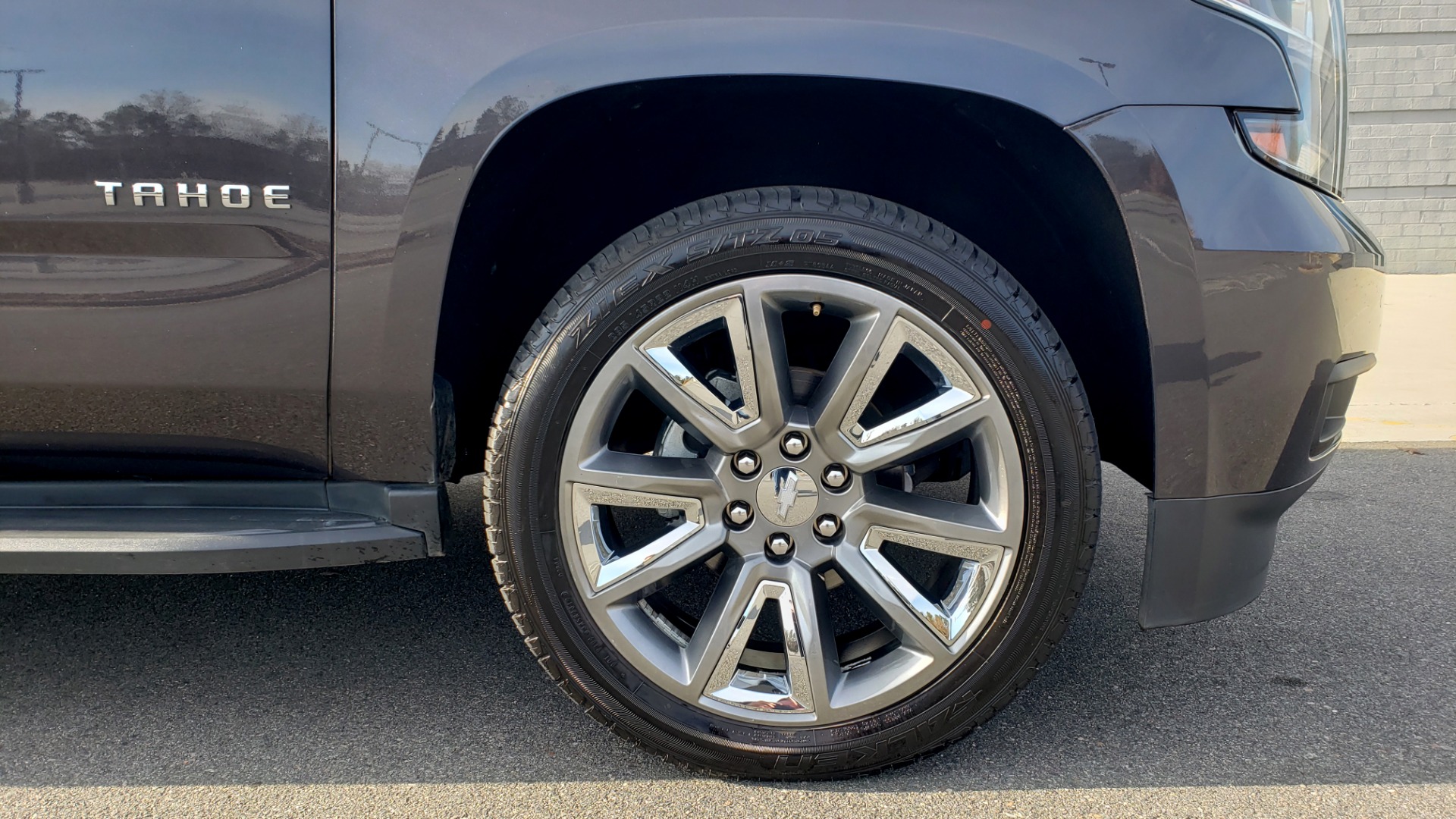 Used 2017 Chevrolet TAHOE 4WD LT / LUXURY PKG / NAV / BOSE / 3-ROW / REARVIEW for sale Sold at Formula Imports in Charlotte NC 28227 86
