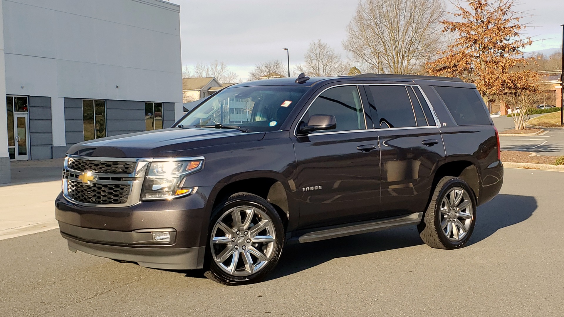 Used 2017 Chevrolet TAHOE 4WD LT / LUXURY PKG / NAV / BOSE / 3-ROW / REARVIEW for sale Sold at Formula Imports in Charlotte NC 28227 1