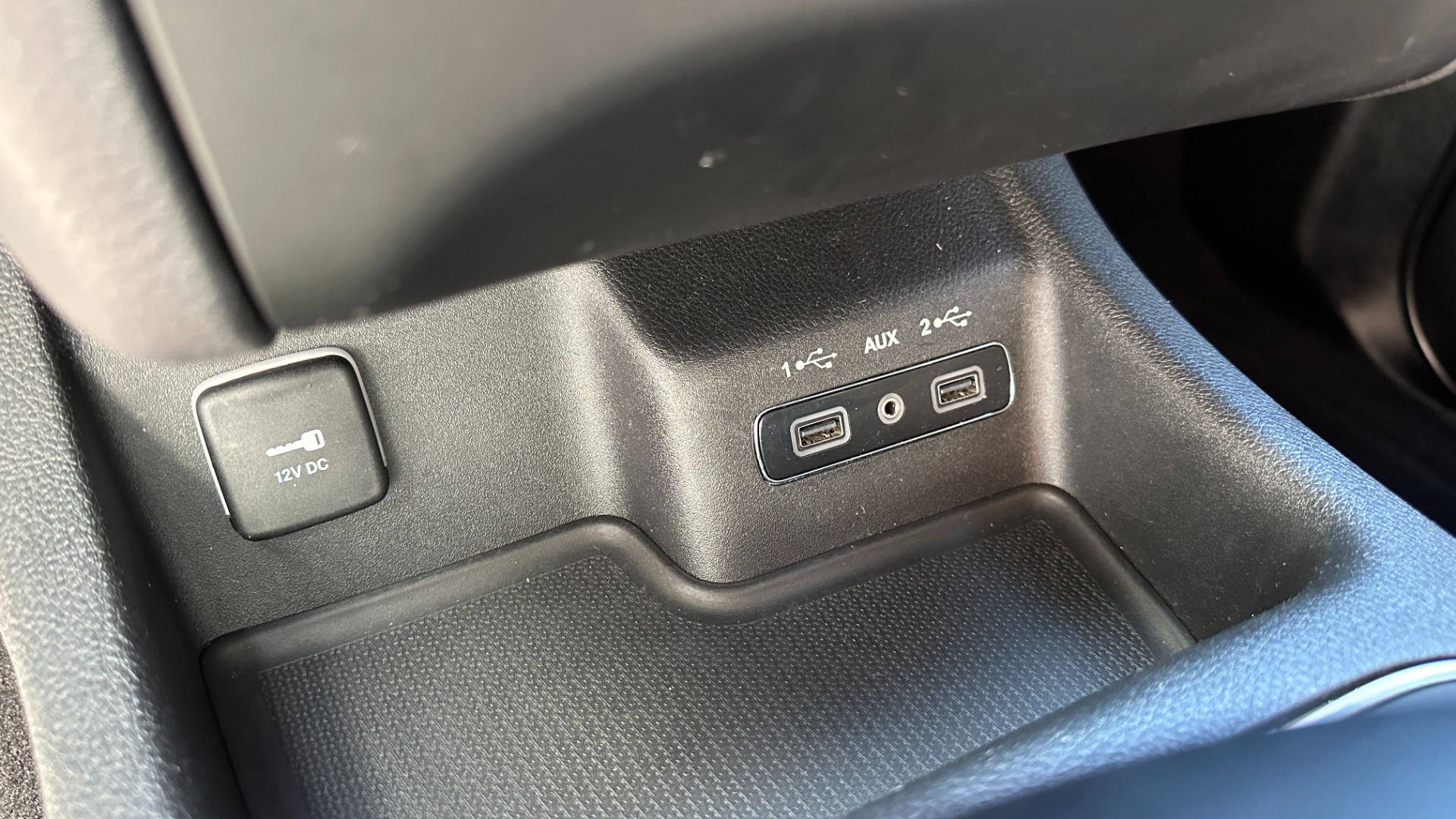 Used 2020 Dodge Durango GT PLUS / HEATED SEATS / SUEDE LEATHER / 3 ROW SEATING / REMOTE START for sale $27,995 at Formula Imports in Charlotte NC 28227 21