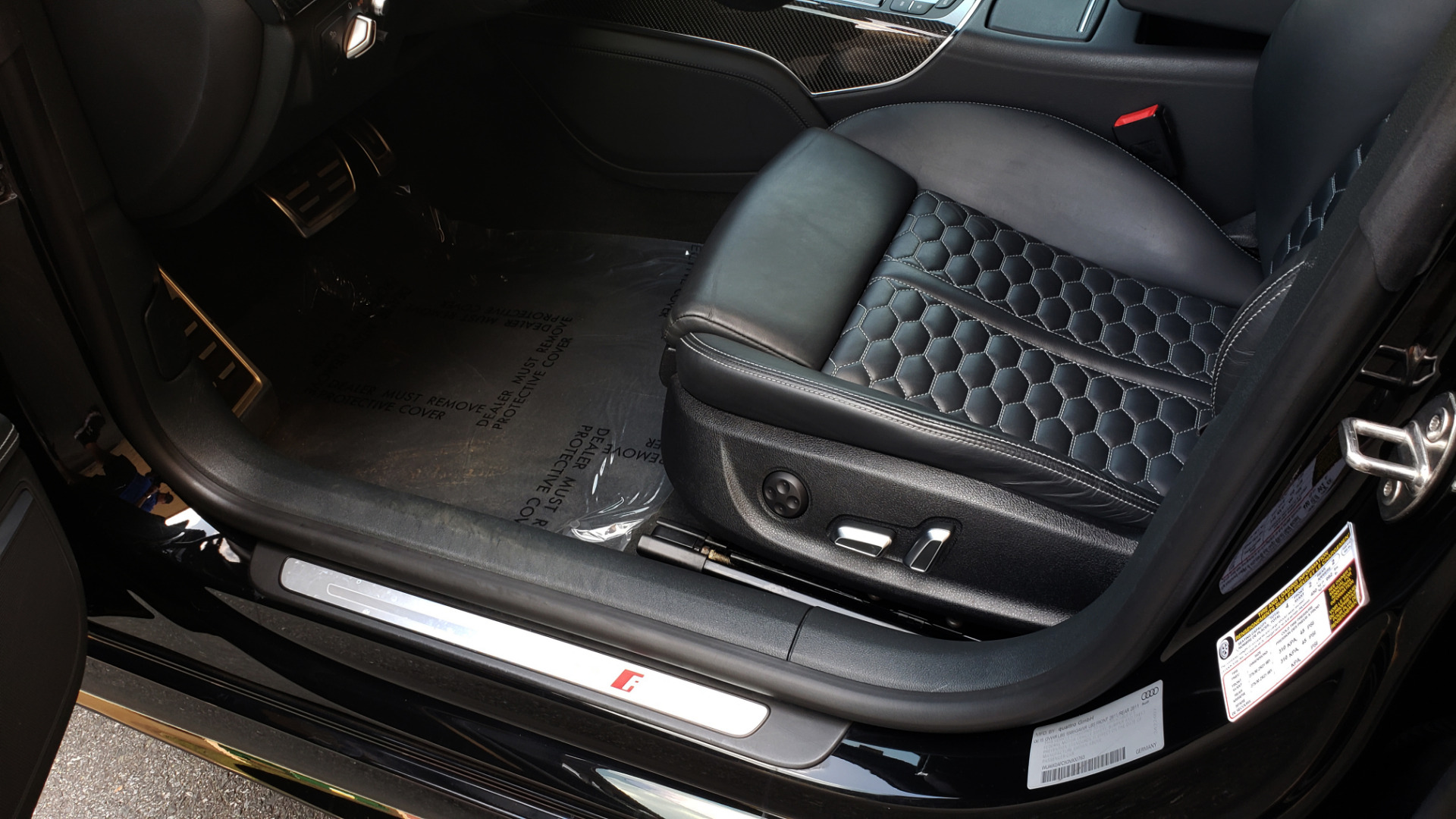 Used 2016 Audi RS 7 PRESTIGE / NAV / SUNROOF / BOSE / CAMERA / HTD STS for sale Sold at Formula Imports in Charlotte NC 28227 42