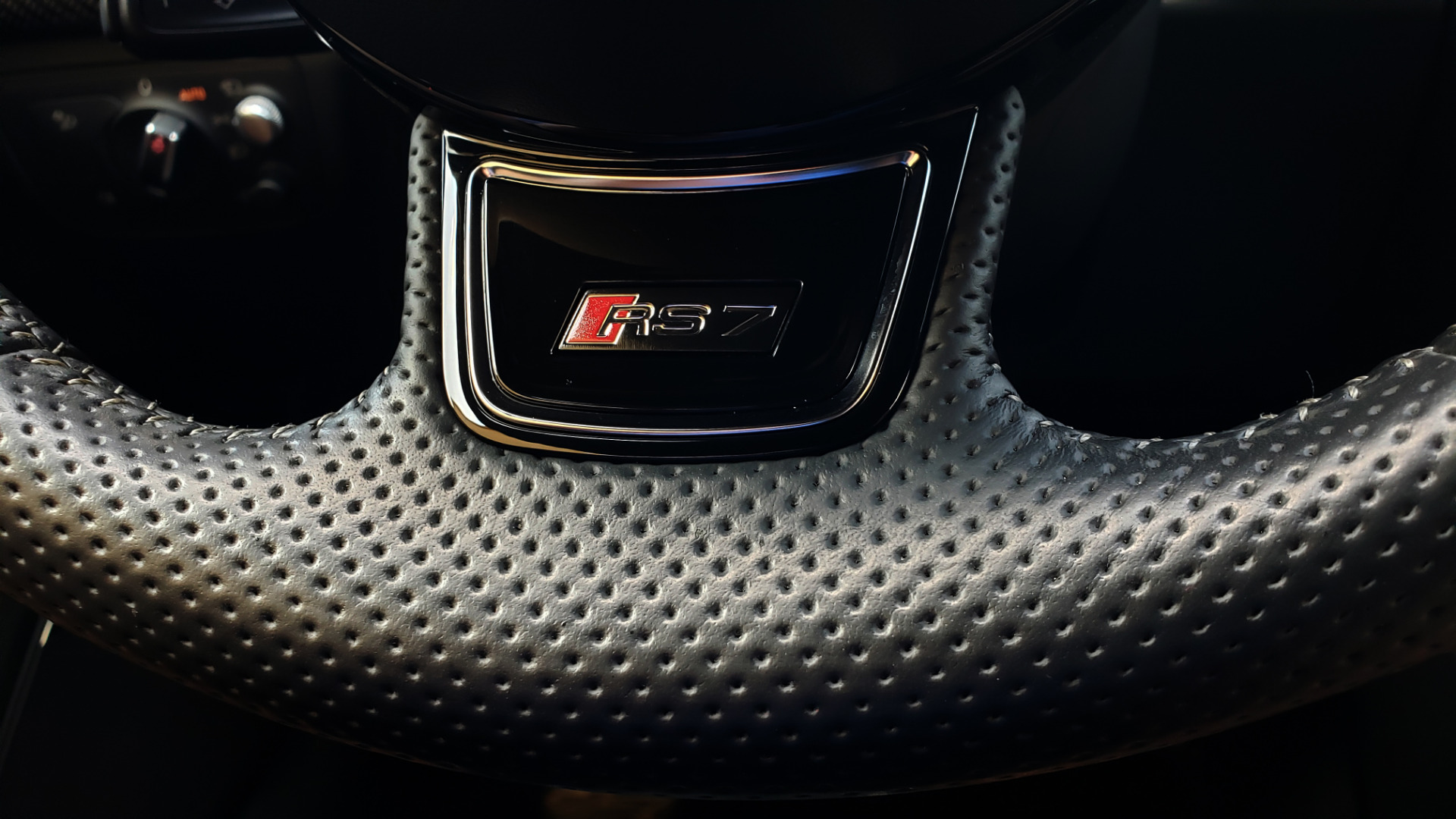 Used 2016 Audi RS 7 PRESTIGE / NAV / SUNROOF / BOSE / CAMERA / HTD STS for sale Sold at Formula Imports in Charlotte NC 28227 49